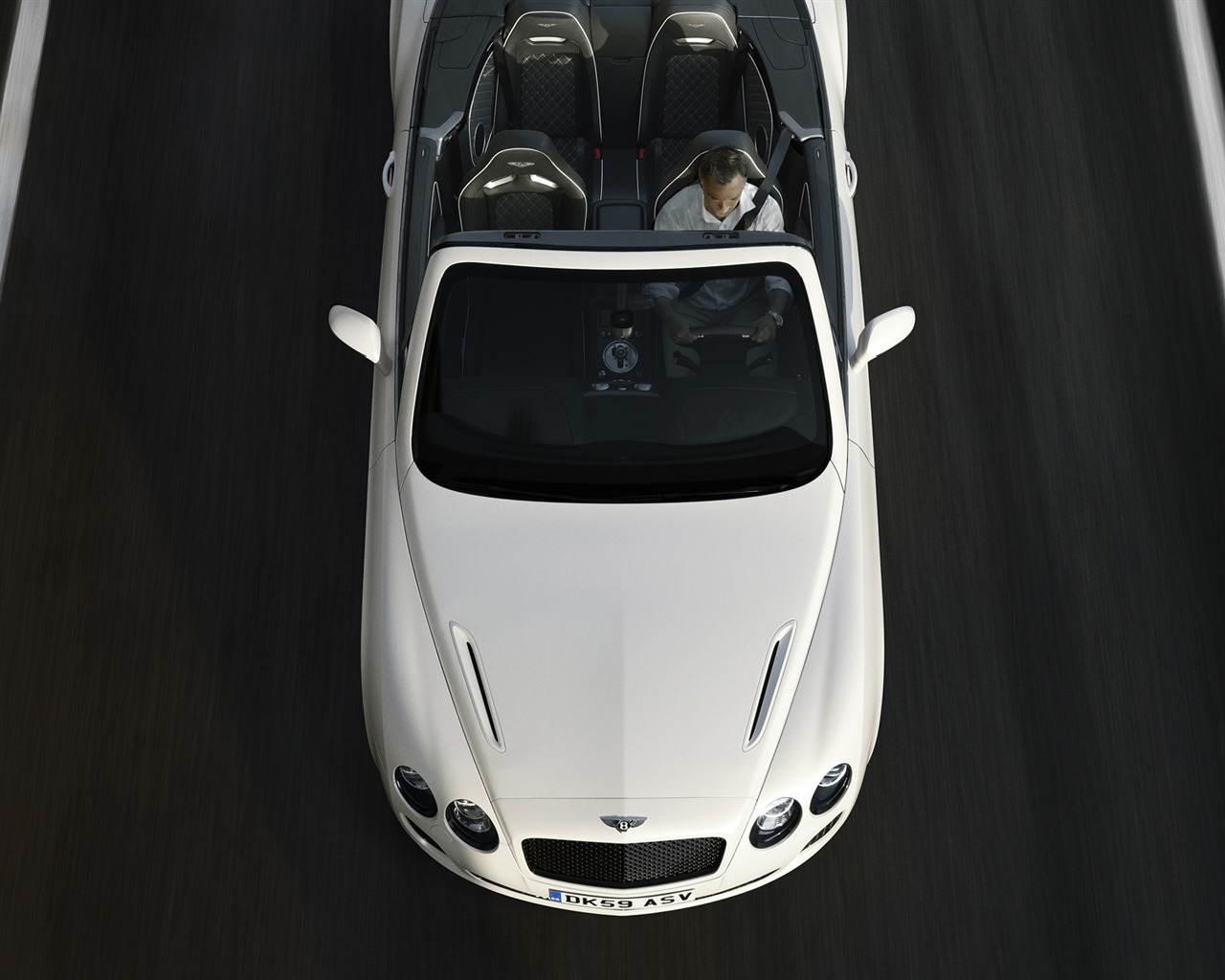 Bentley Continental Supersports Convertible - 2010 HD wallpaper #44 - 1280x1024