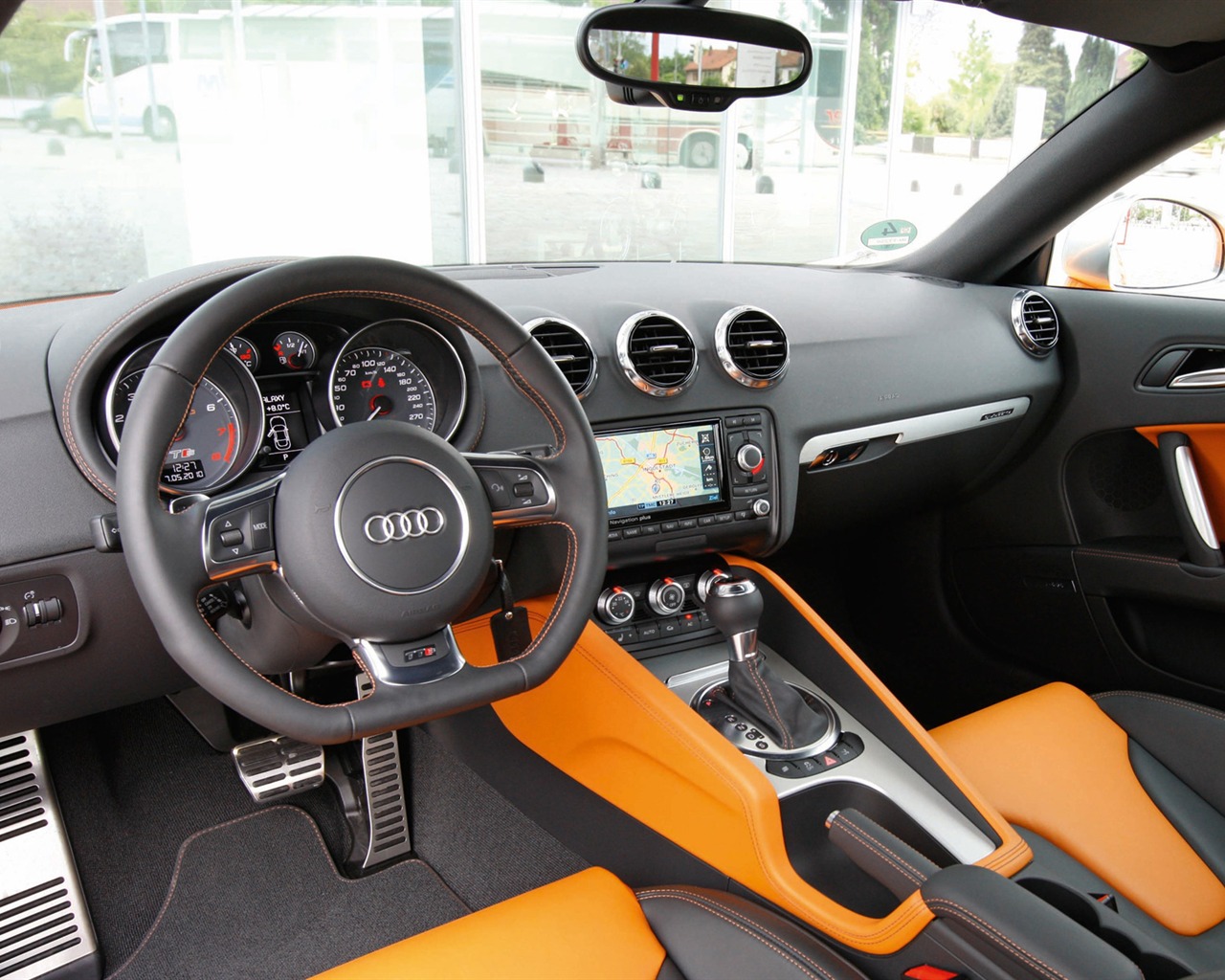 Audi TTS Coupé - 2010 fondos de escritorio de alta definición #7 - 1280x1024