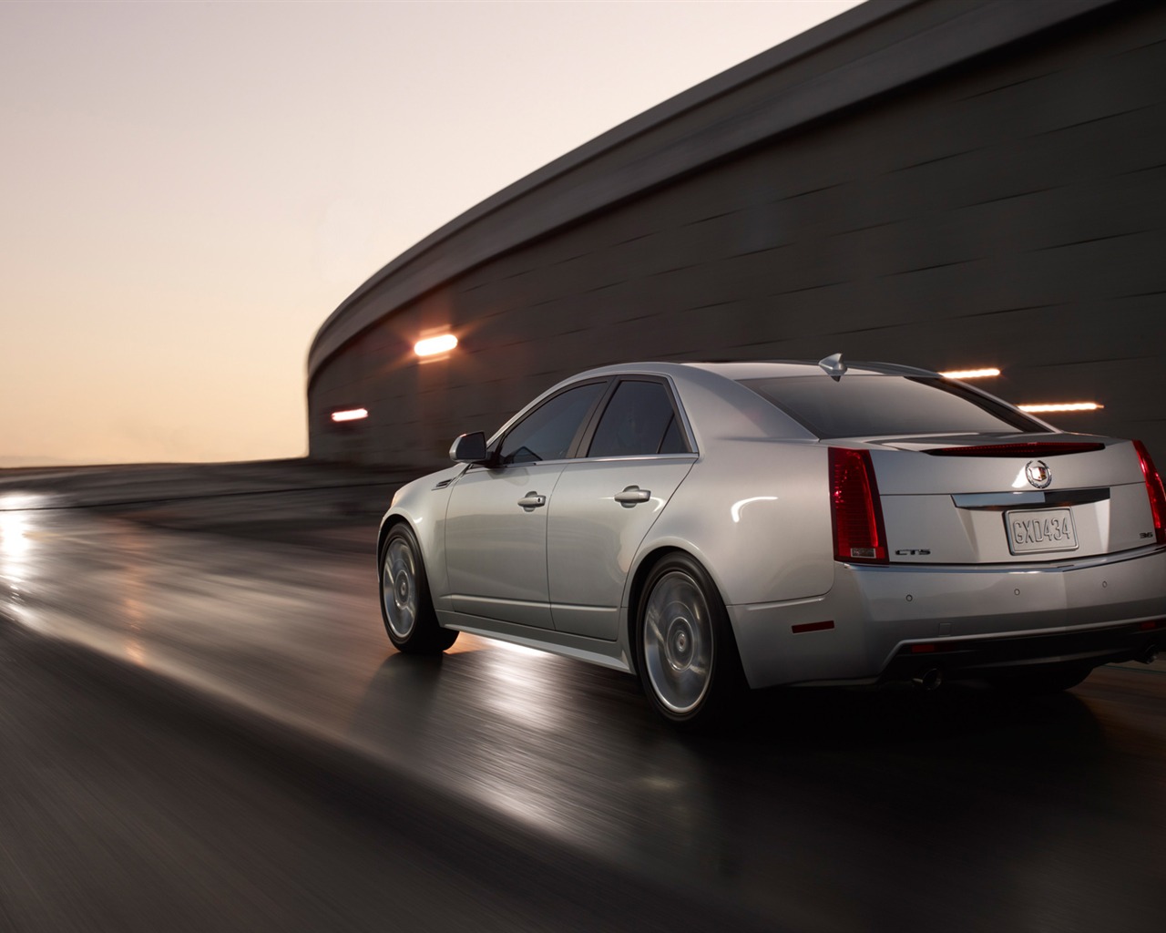 Cadillac CTS Sport Wagon - 2011 HD tapetu #3 - 1280x1024