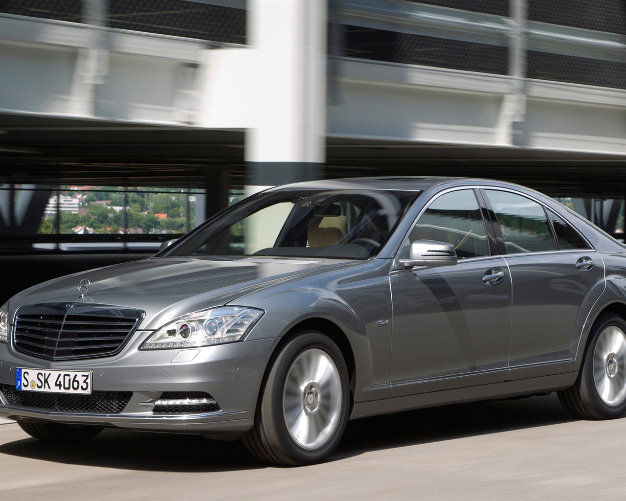 Mercedes-Benz S350 BlueEFFICIENCY BlueTEC - 2010 HD tapetu #9 - 1280x1024