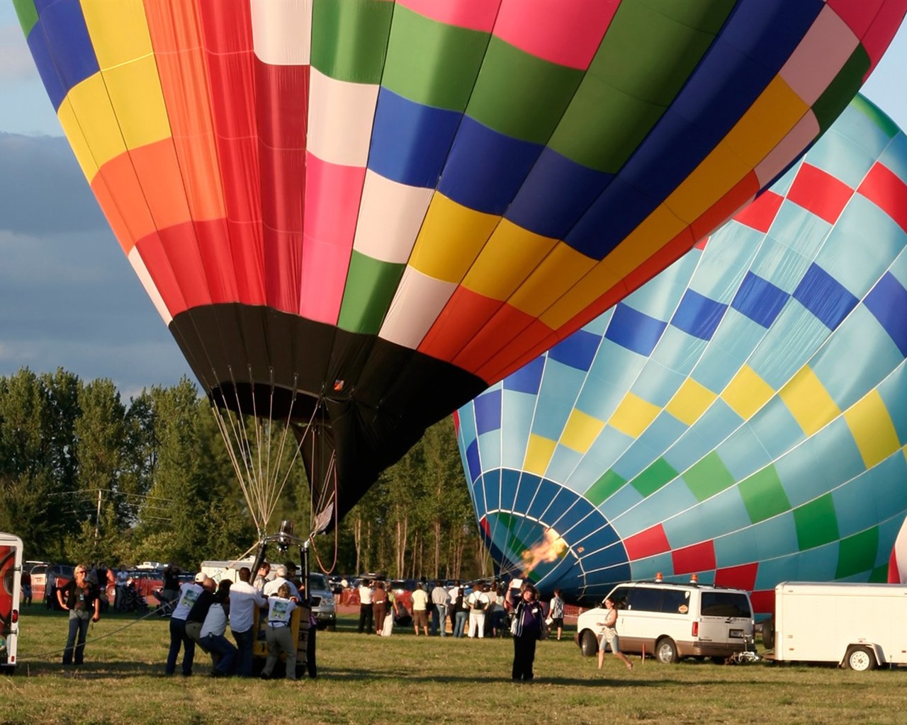 Colorful hot air balloons wallpaper (2) #15 - 1280x1024