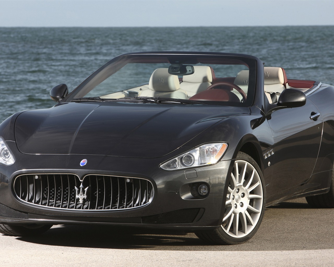 Maserati GranCabrio - 2010 fonds d'écran HD #11 - 1280x1024