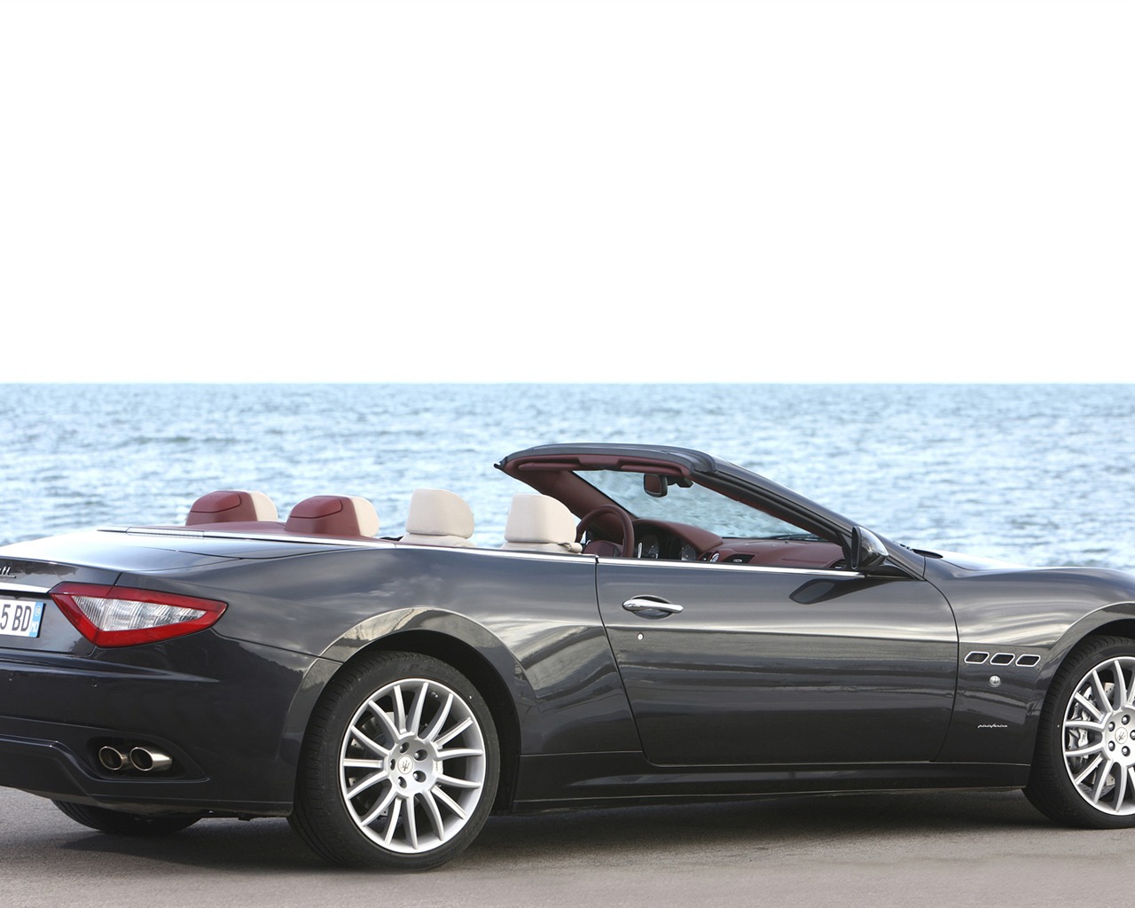 Maserati GranCabrio - 2010 fonds d'écran HD #14 - 1280x1024