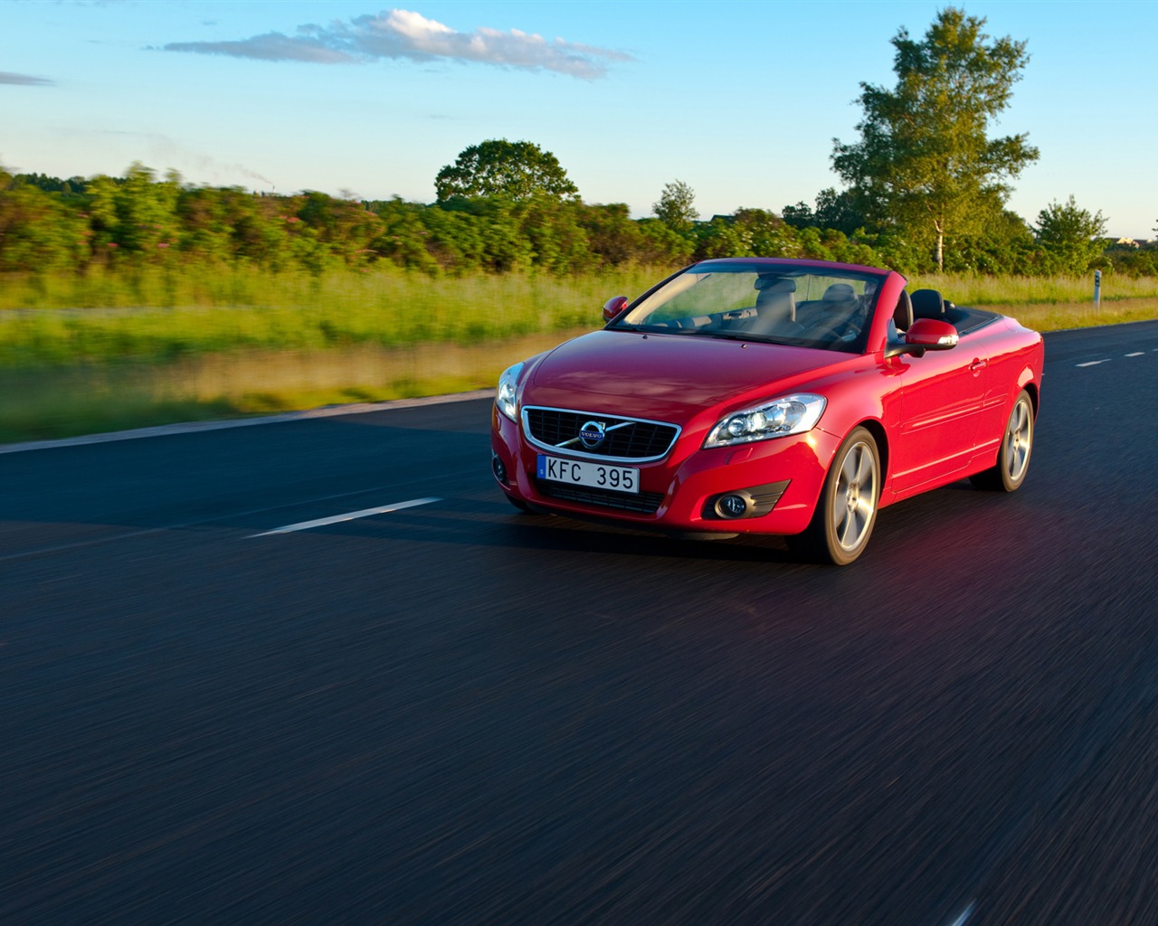 Volvo C70 - 2011 沃爾沃 #1 - 1280x1024