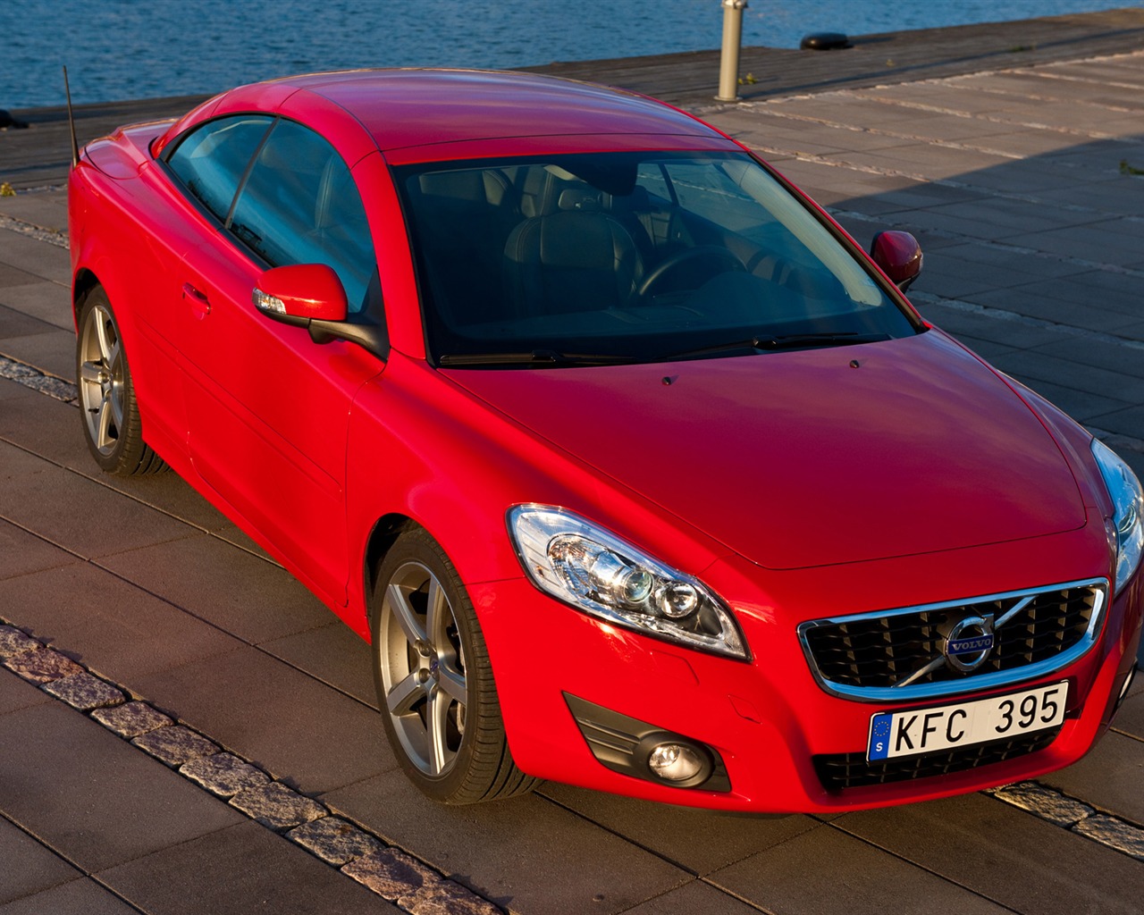 Volvo C70 - 2011 HD wallpaper #8 - 1280x1024