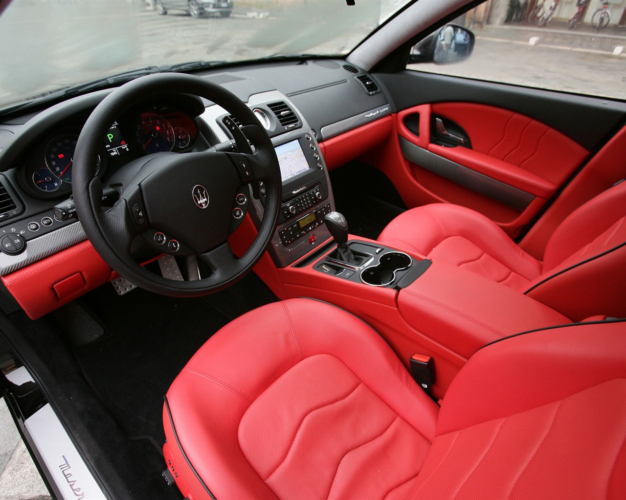 Maserati Quattroporte Sport Gt S - 2008 HD wallpaper #10 - 1280x1024