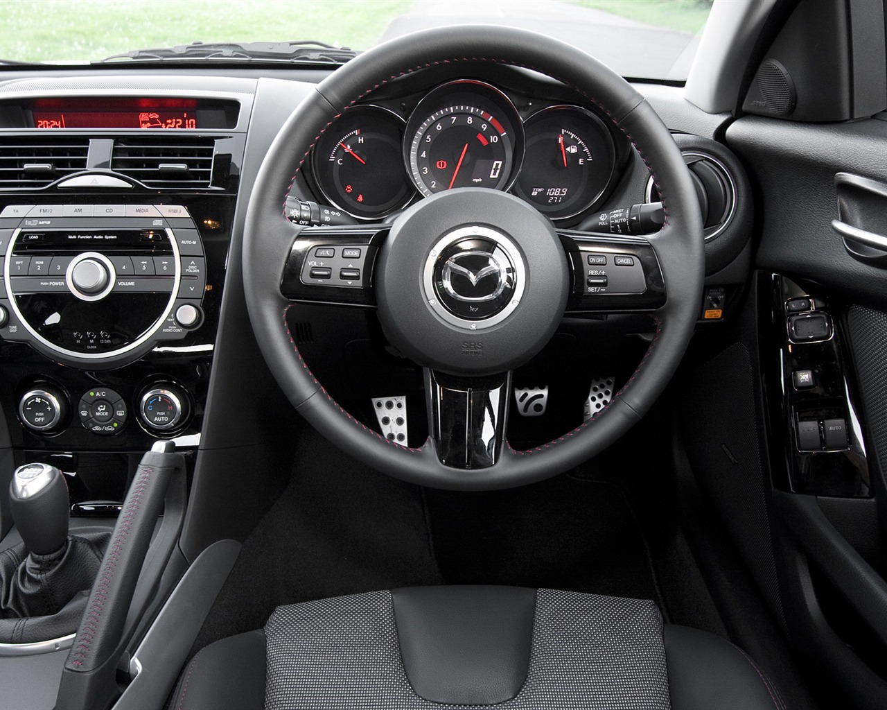 Mazda RX-8 verze pro UK - 2008 HD tapetu #11 - 1280x1024