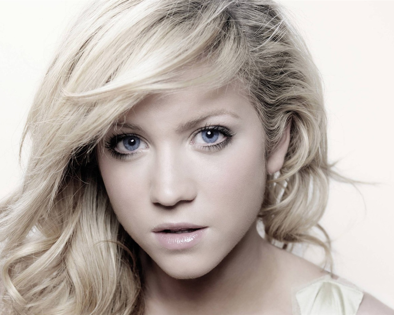 Brittany Snow 美女壁紙 #12 - 1280x1024