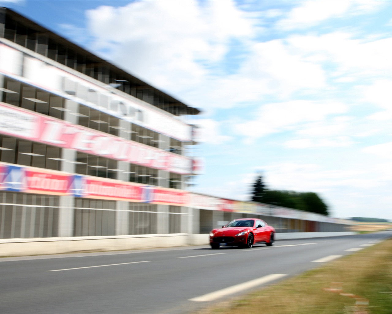 Maserati GranTurismo - 2010 HD wallpaper #8 - 1280x1024