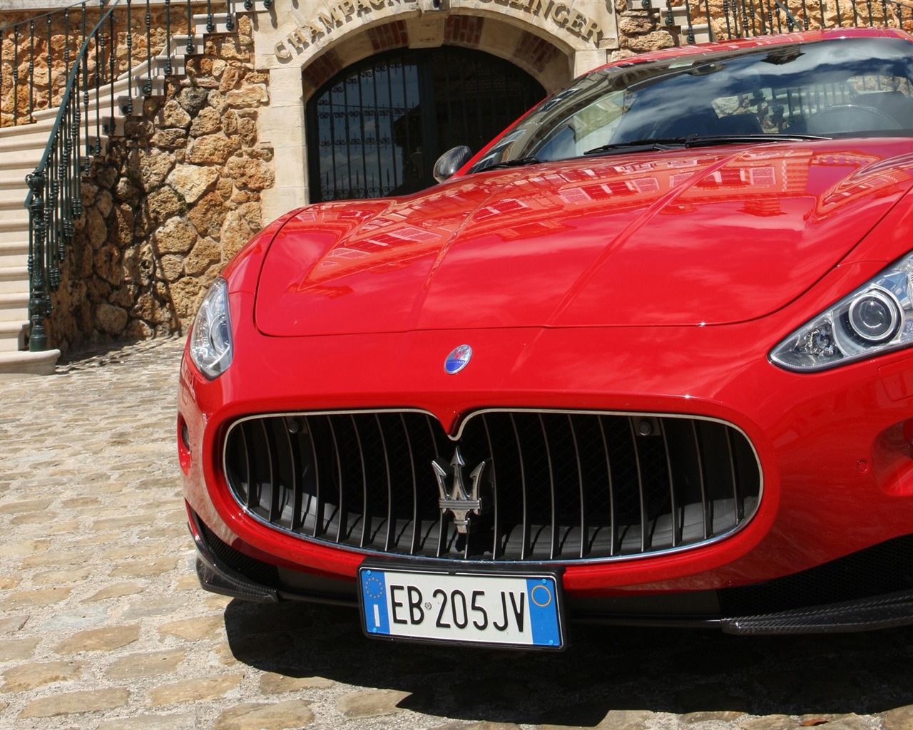 Maserati GranTurismo - 2010 HD tapetu #31 - 1280x1024