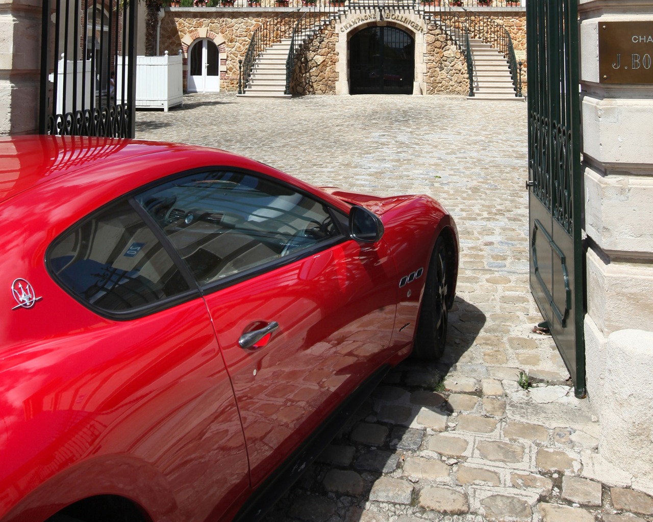 Maserati GranTurismo - 2010의 HD 벽지 #33 - 1280x1024
