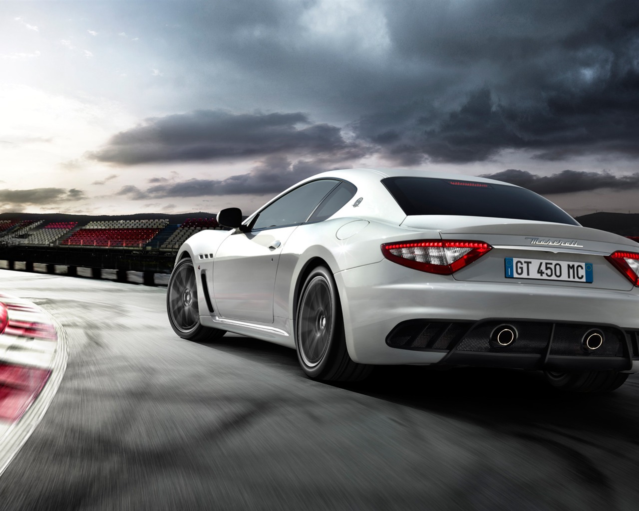 Maserati GranTurismo MC Stradale - 2010 HD wallpaper #5 - 1280x1024