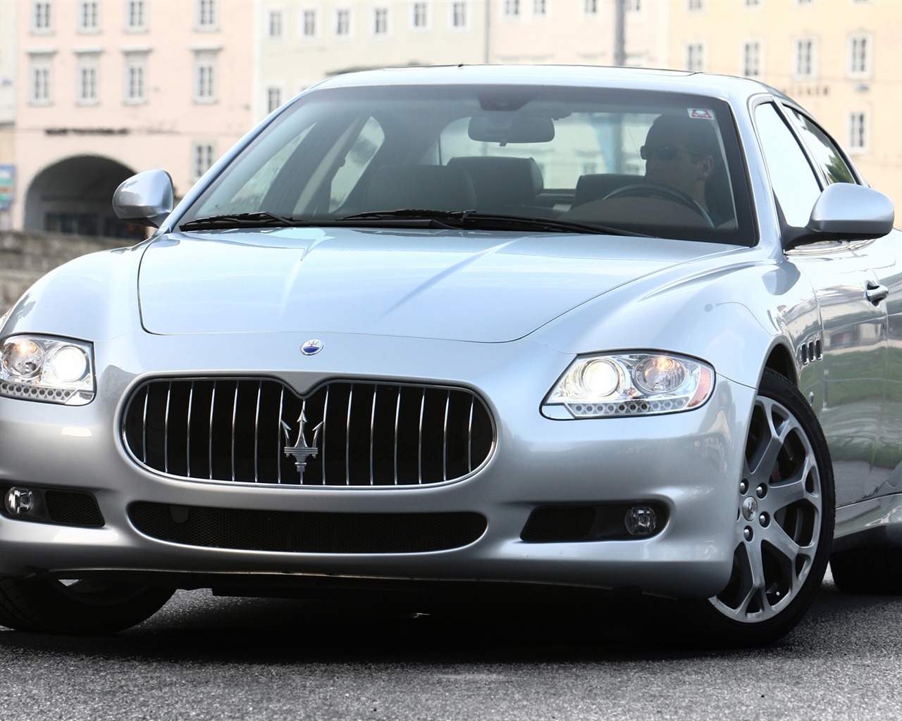 Maserati Quattroporte - 2008 HD wallpaper #7 - 1280x1024