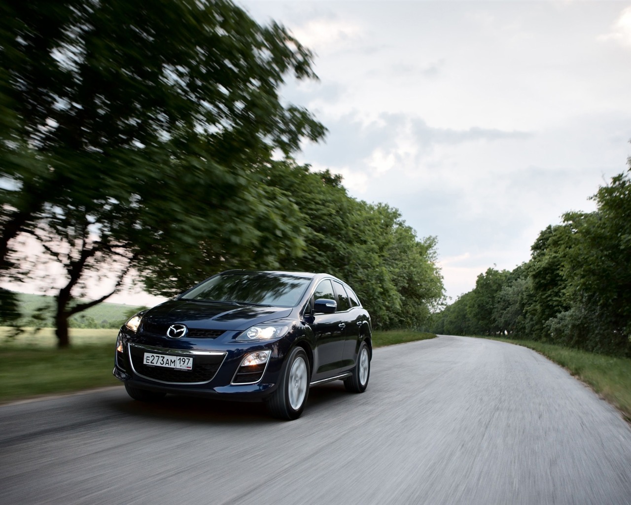 Mazda CX-7 - 2010 马自达10 - 1280x1024
