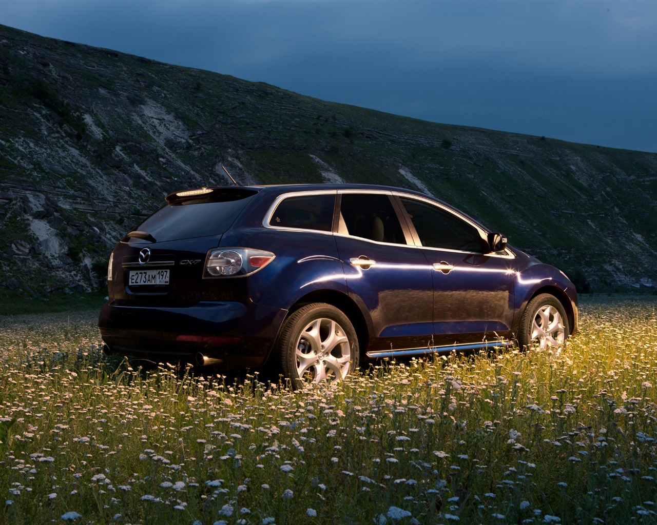 Mazda CX-7 - 2010 马自达18 - 1280x1024