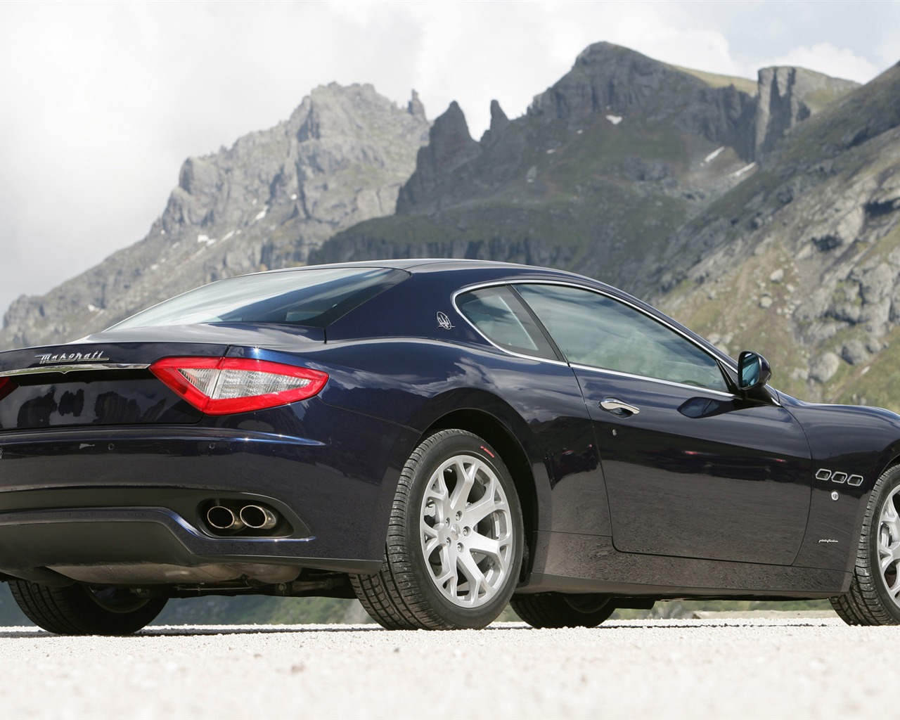 Maserati GranTurismo - 2007 HD wallpaper #28 - 1280x1024