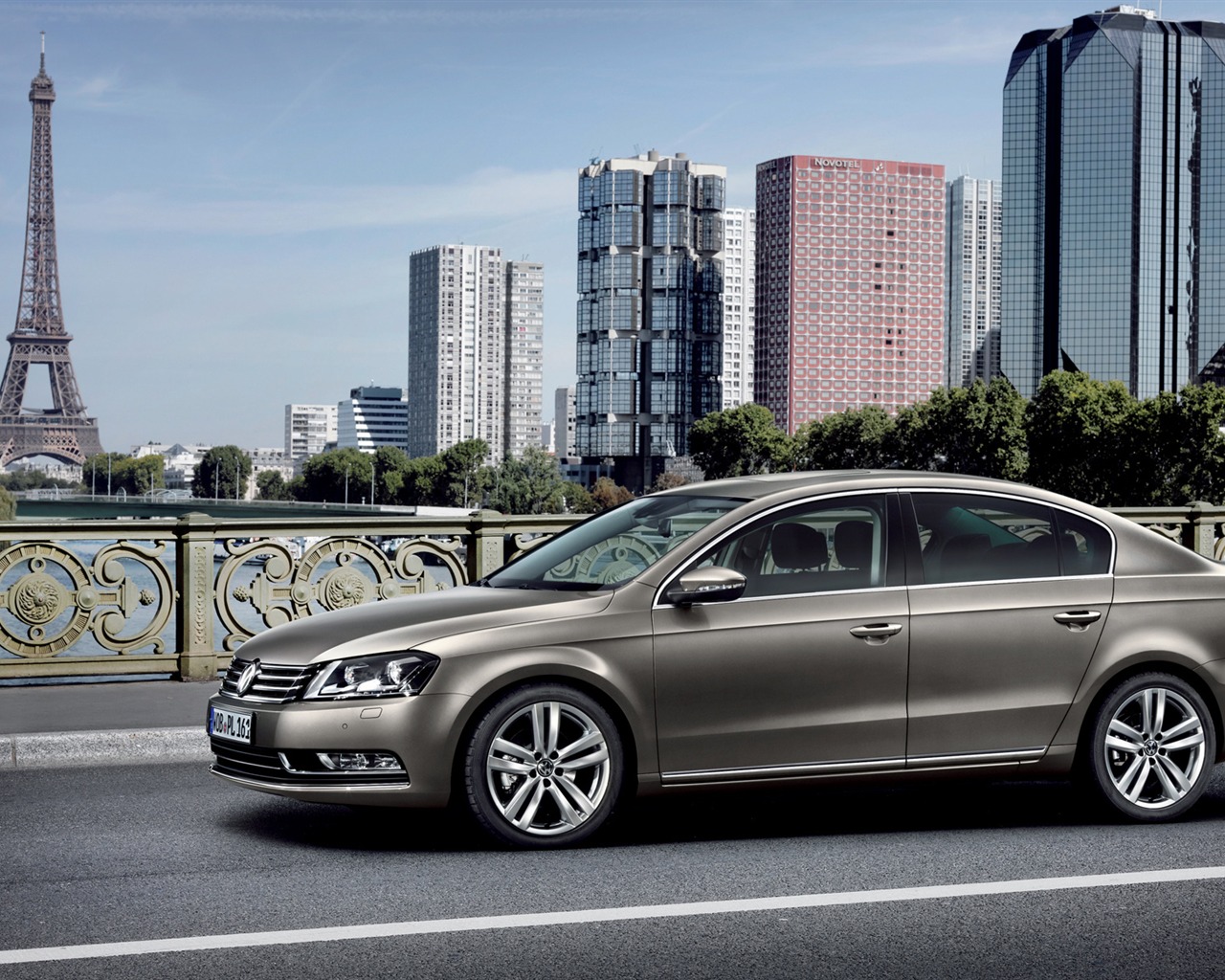 Volkswagen Passat - 2010 HD tapety na plochu #6 - 1280x1024