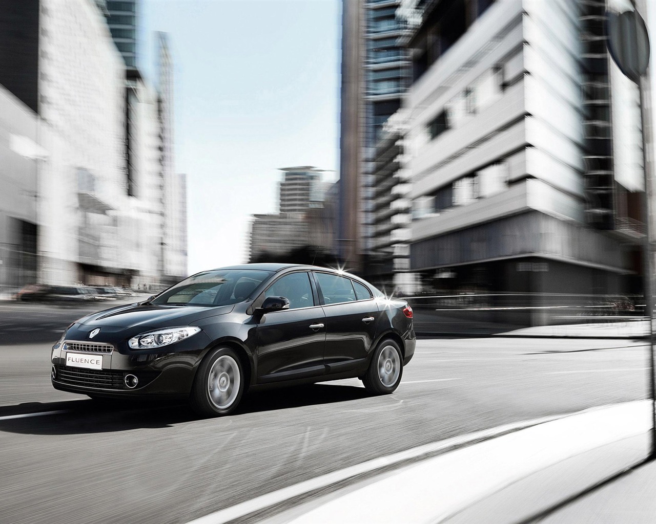 Renault Fluence - 2009 HD Tapety na plochu #2 - 1280x1024