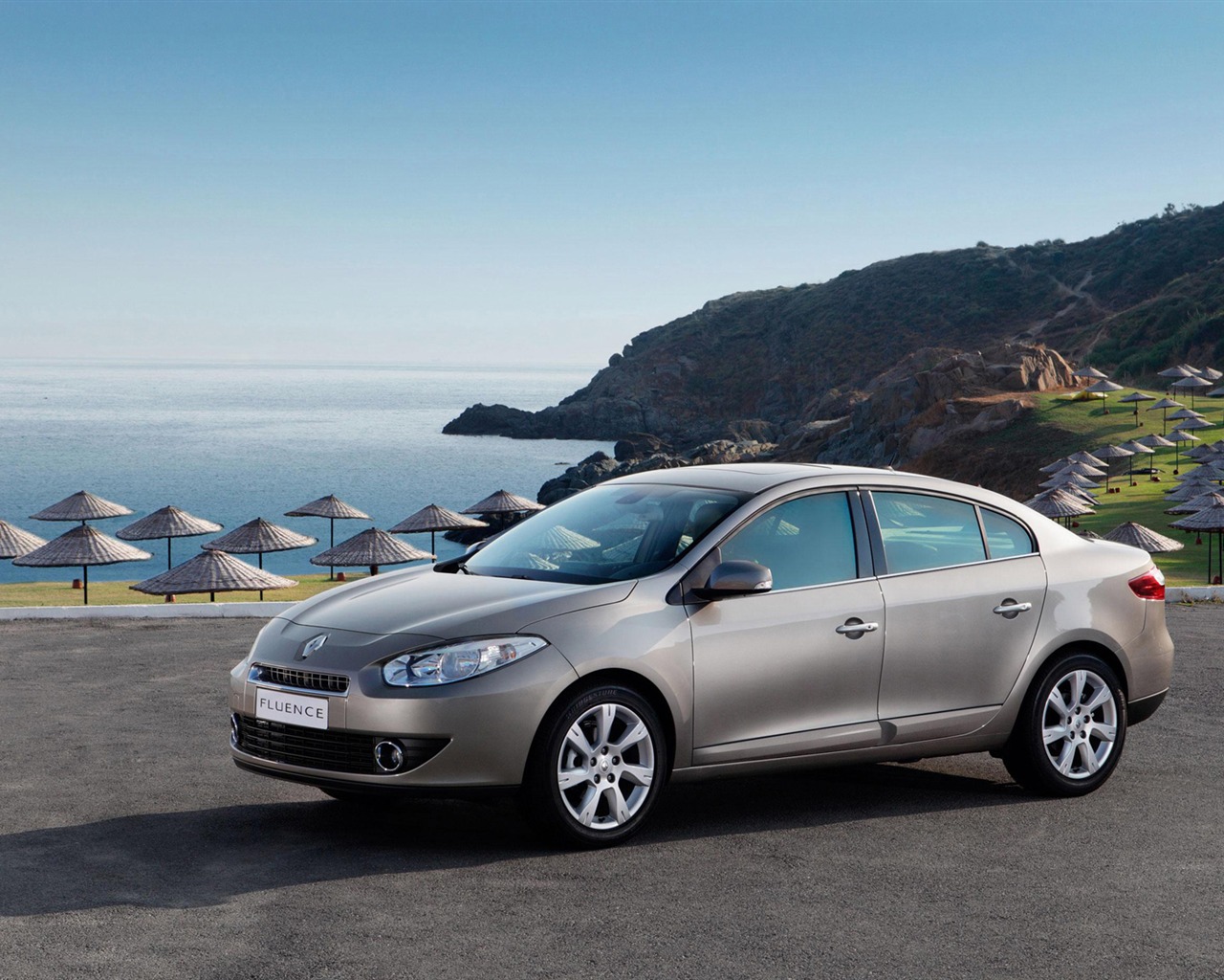 Renault Fluence - 2009 HD Tapety na plochu #14 - 1280x1024