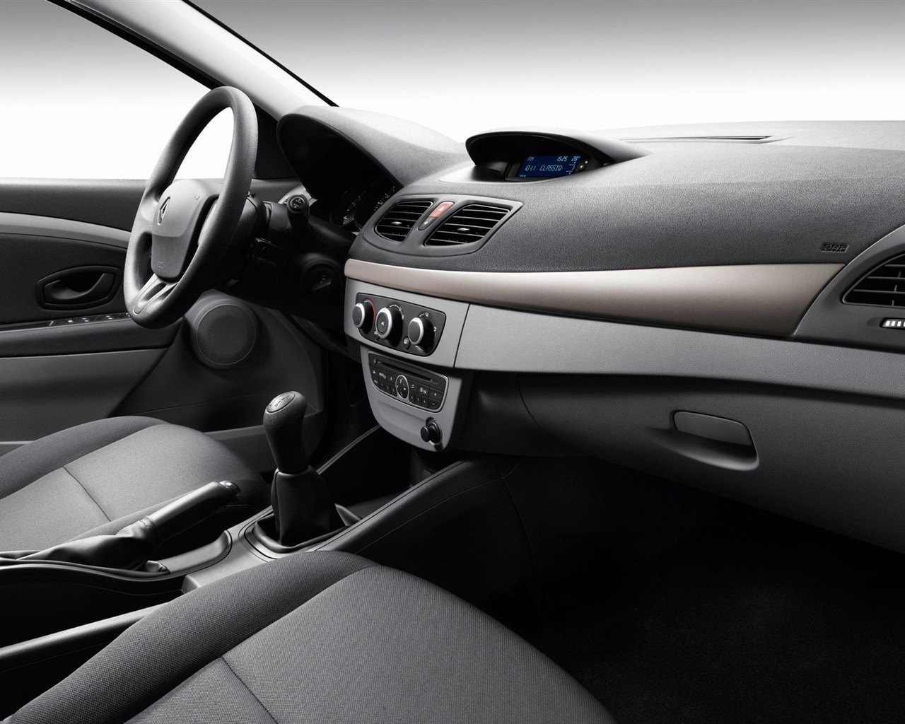 Renault Fluence - 2009 HD Tapety na plochu #29 - 1280x1024