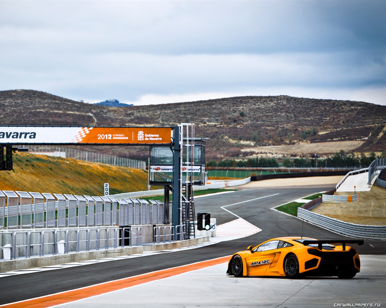 McLaren MP4-12C GT3 - 2011 邁凱輪 #9 - 1280x1024