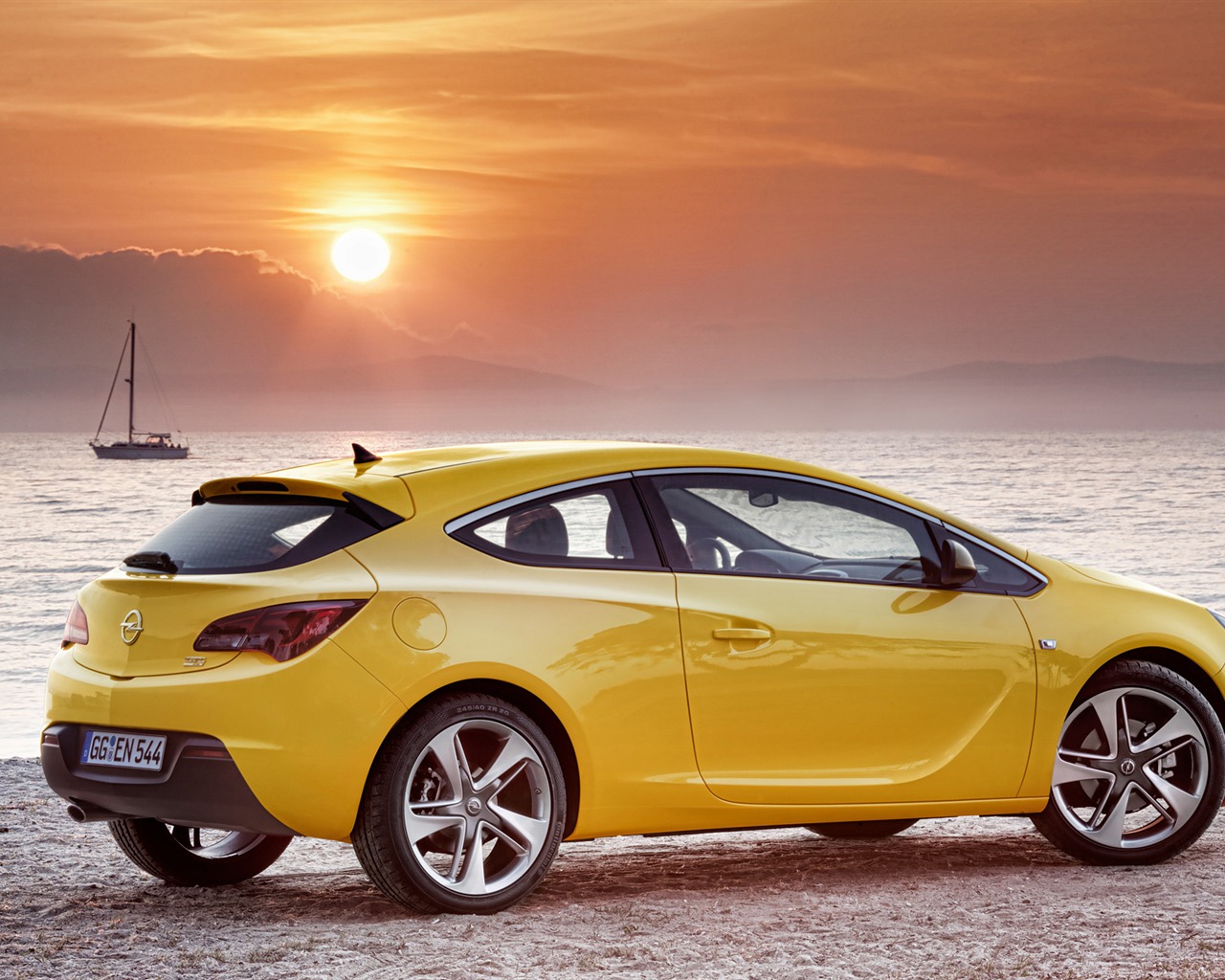 Opel Astra GTC - 2011 fondos de pantalla HD #10 - 1280x1024