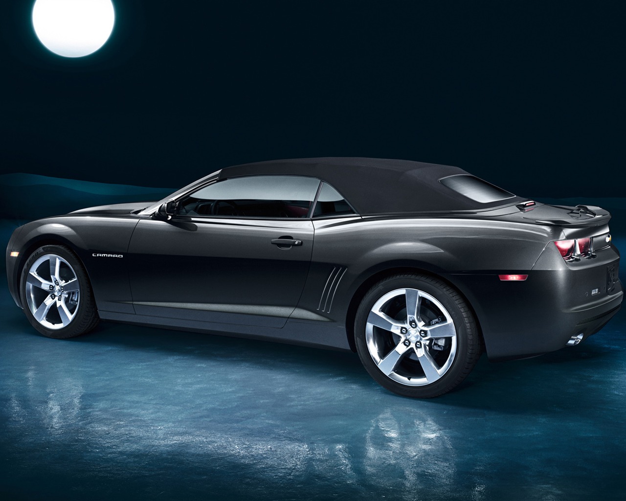 Chevrolet Camaro Convertible - 2010 HD tapety na plochu #4 - 1280x1024