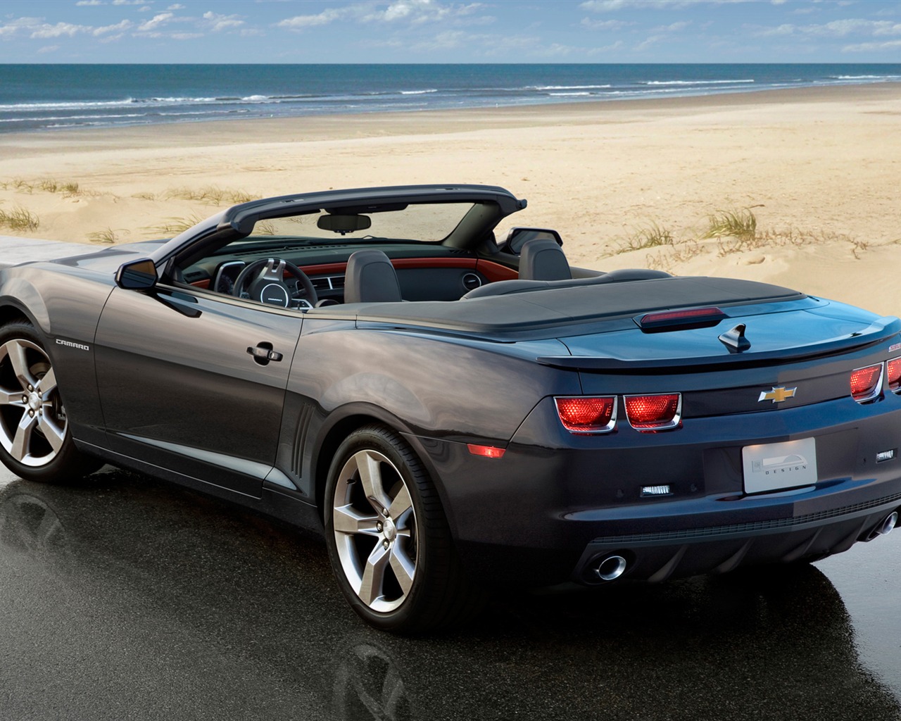Chevrolet Camaro Convertible - 2010 HD tapety na plochu #7 - 1280x1024