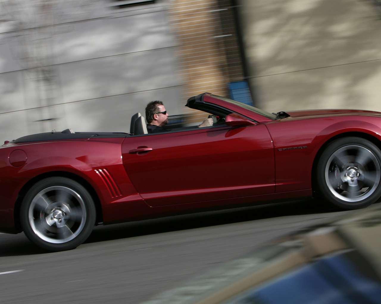 Chevrolet Camaro Convertible - 2010 HD tapety na plochu #23 - 1280x1024