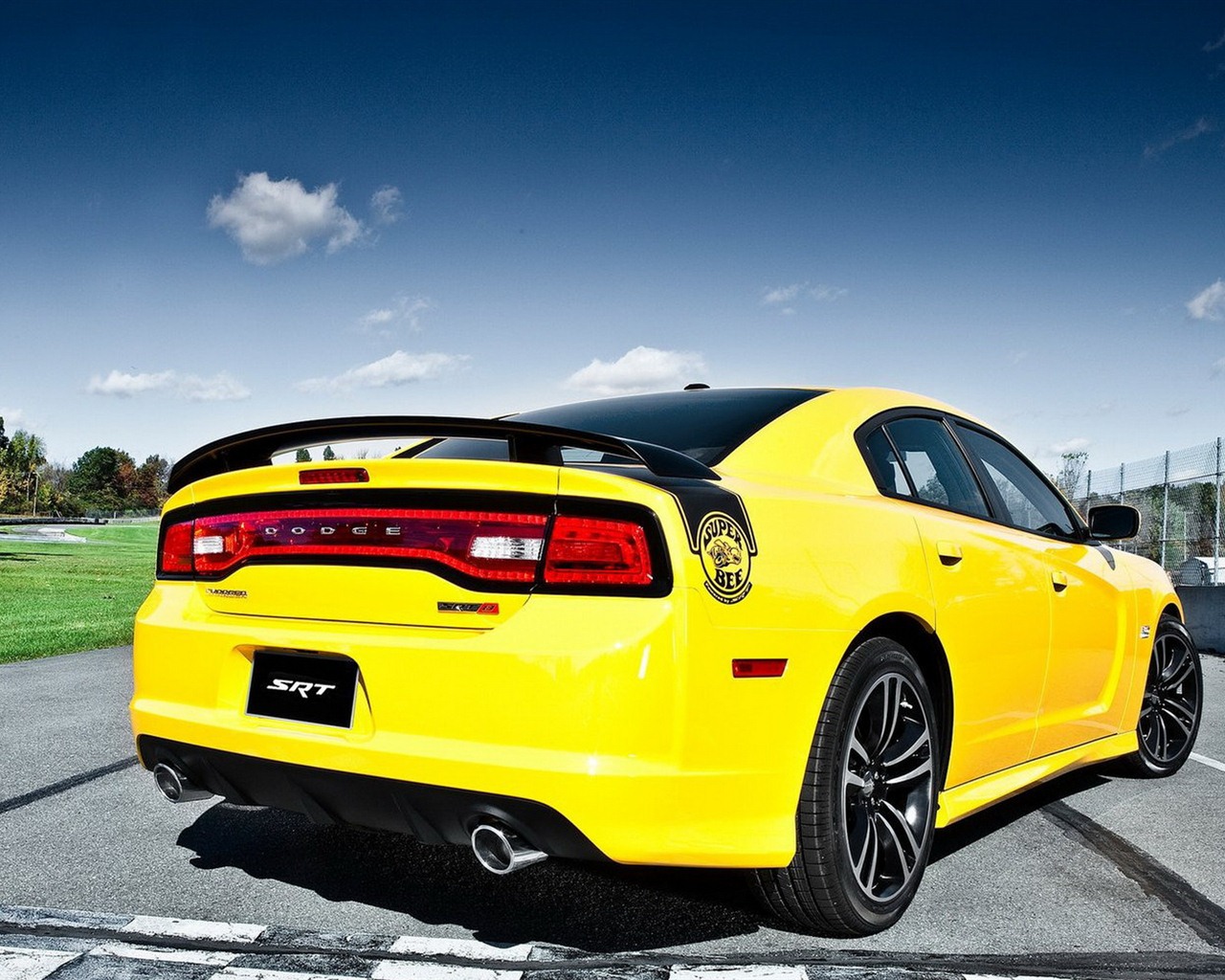 Dodge Charger sports car HD wallpapers #9 - 1280x1024