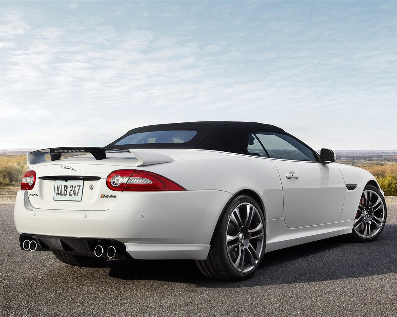 2013 捷豹XK XKR-S Convertible跑车壁纸8 - 1280x1024