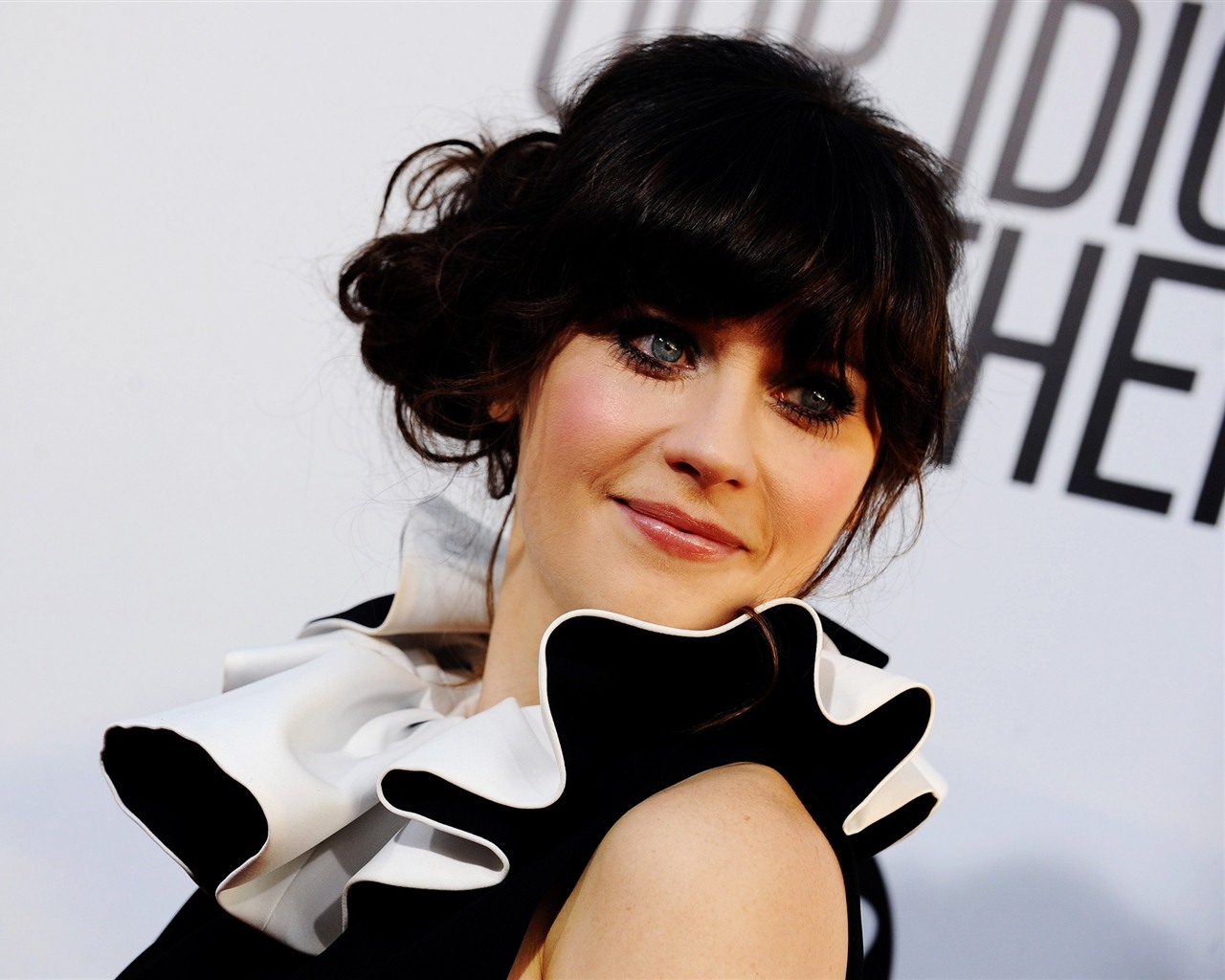 Zooey Deschanel 佐伊·丹斯切爾 美女壁紙 #19 - 1280x1024