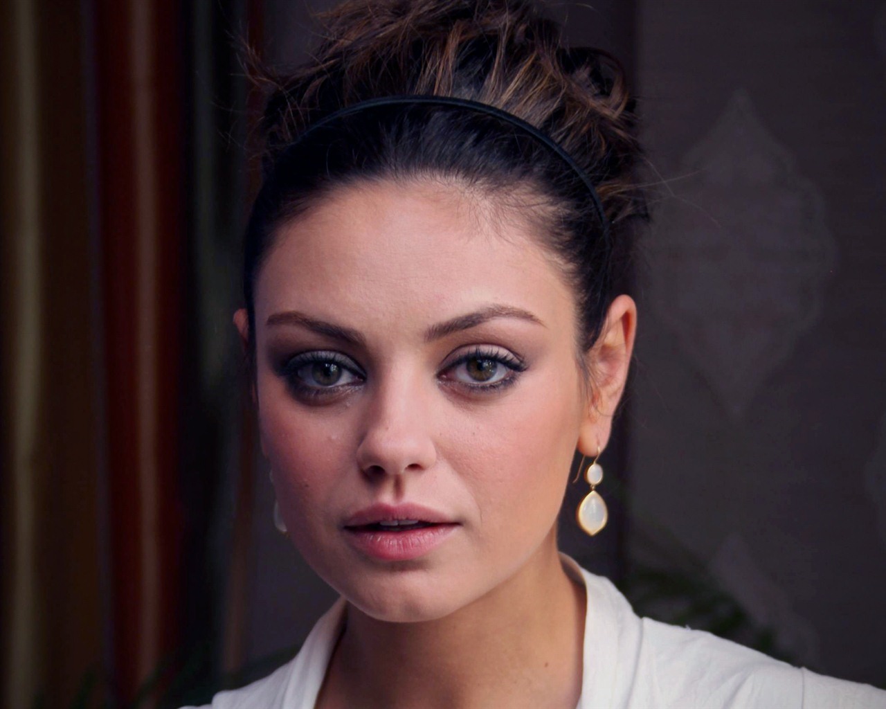 Mila Kunis 米拉·庫妮絲 美女壁紙 #16 - 1280x1024
