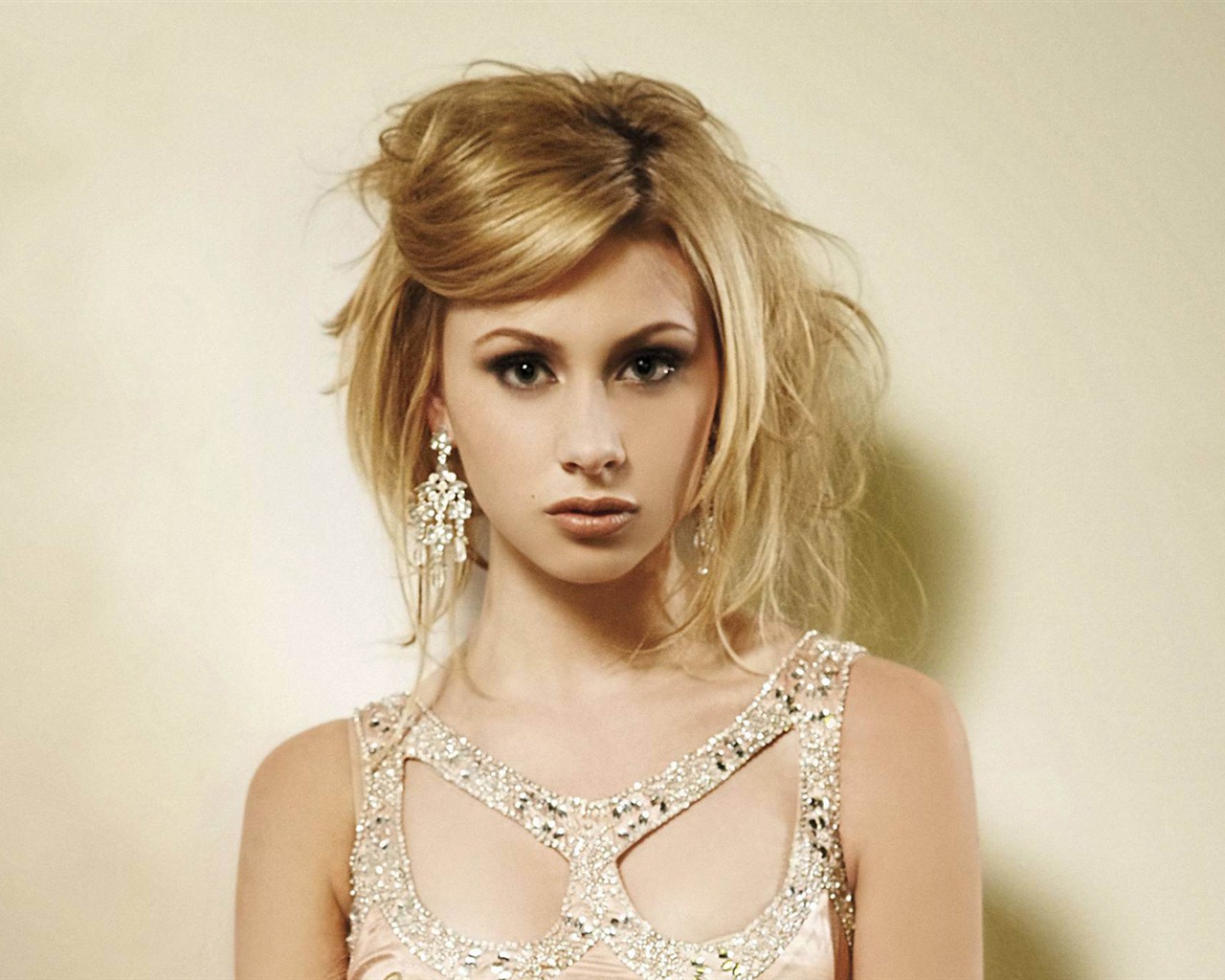 Alyson Michalka krásné tapety na plochu #2 - 1280x1024