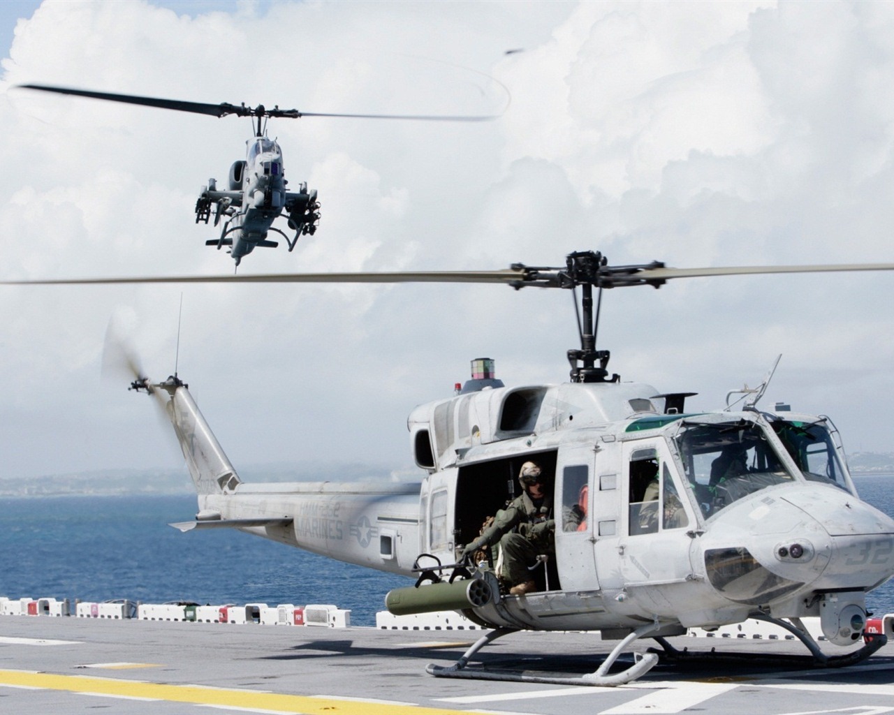 Fonds d'écran HD hélicoptères militaires #16 - 1280x1024