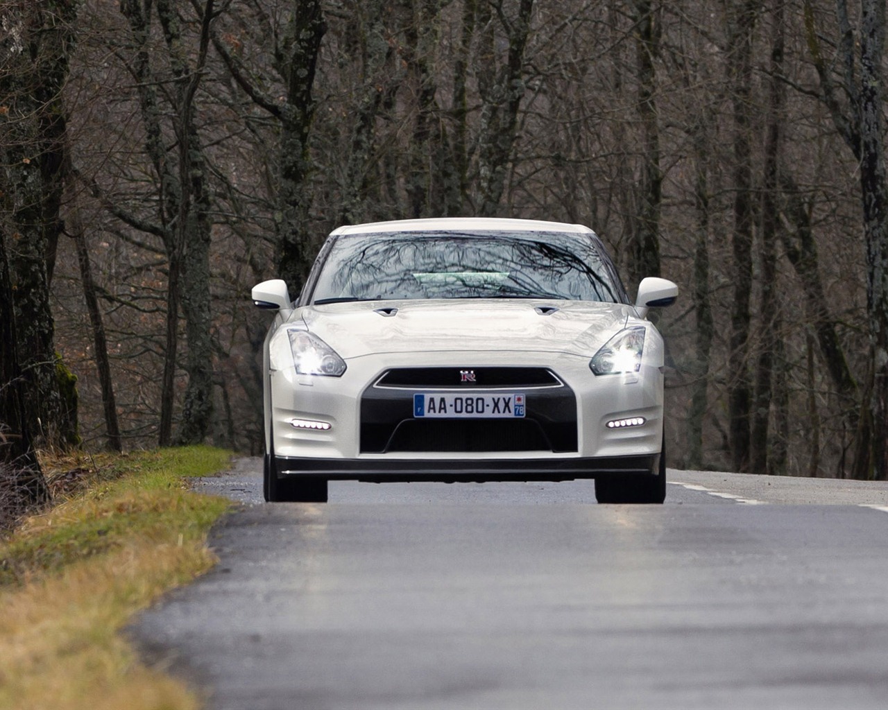 Nissan GT-R Egoist 2011 日產GT-R 利己主義高清壁紙 #22 - 1280x1024