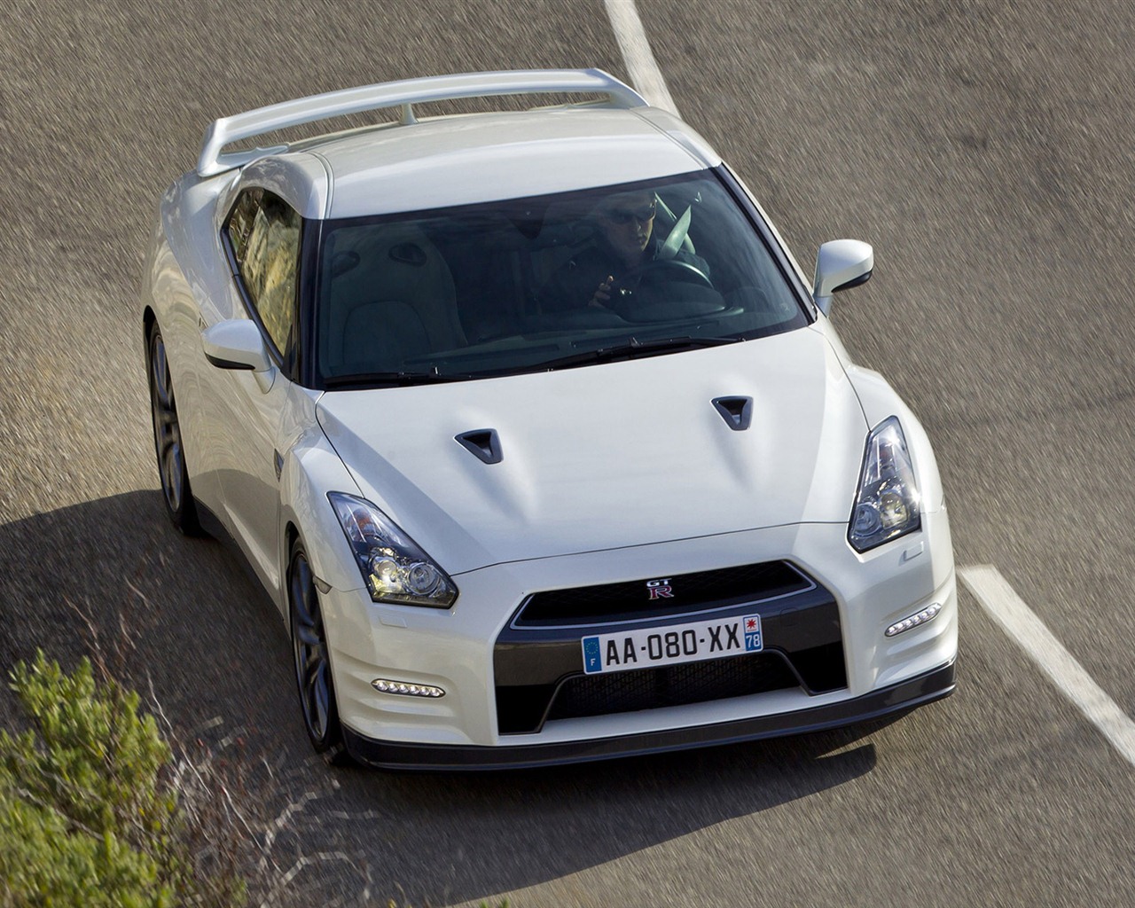 Nissan GT-R Egoist 2011 日產GT-R 利己主義高清壁紙 #30 - 1280x1024