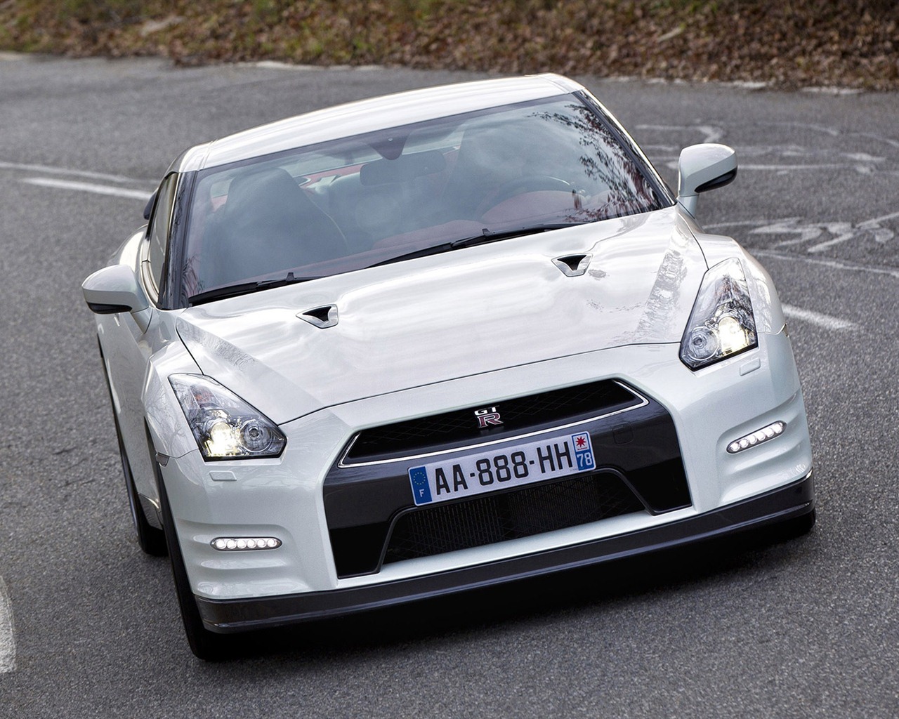 Nissan GT-R egoista 2011 HD tapety na plochu #40 - 1280x1024