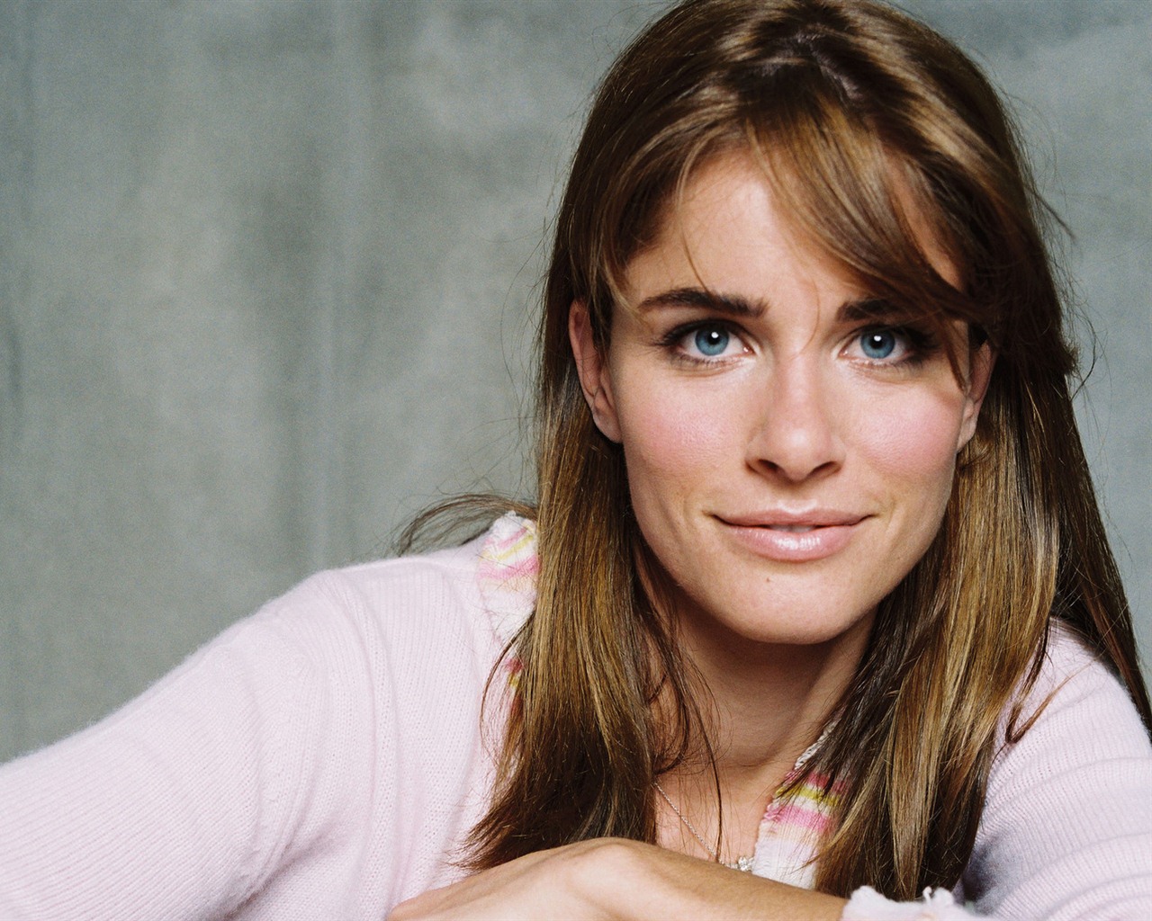 Amanda Peet krásné tapety na plochu #9 - 1280x1024