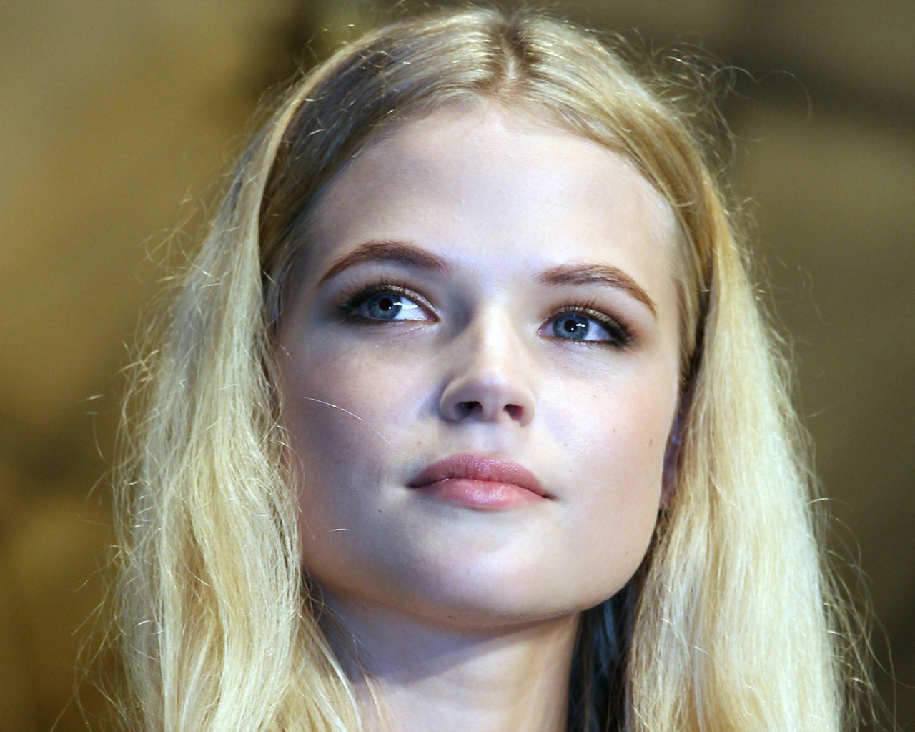 Gabriella Wilde schöne Hintergrundbilder #9 - 1280x1024