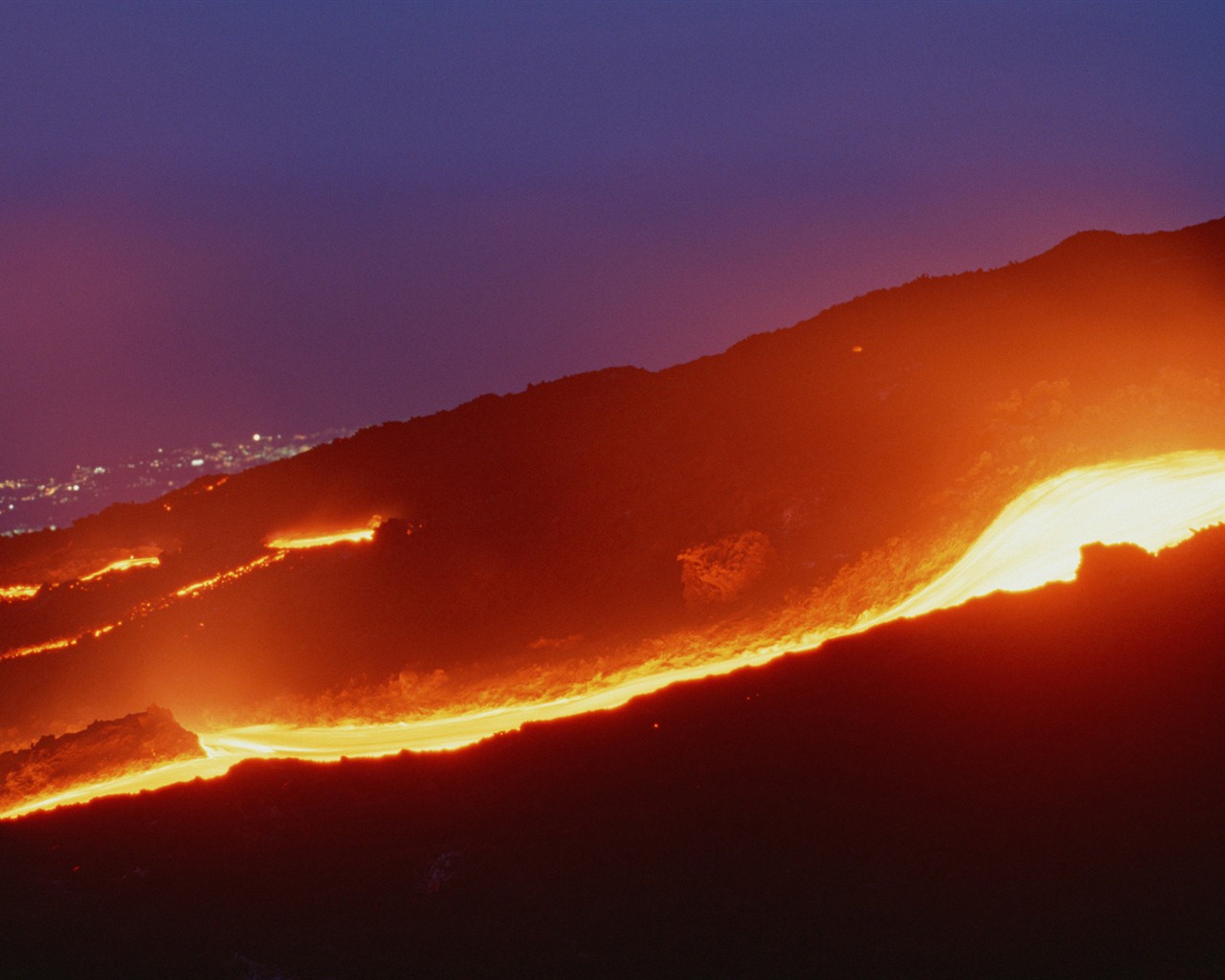壮大な風景の壁紙の火山噴火 #6 - 1280x1024
