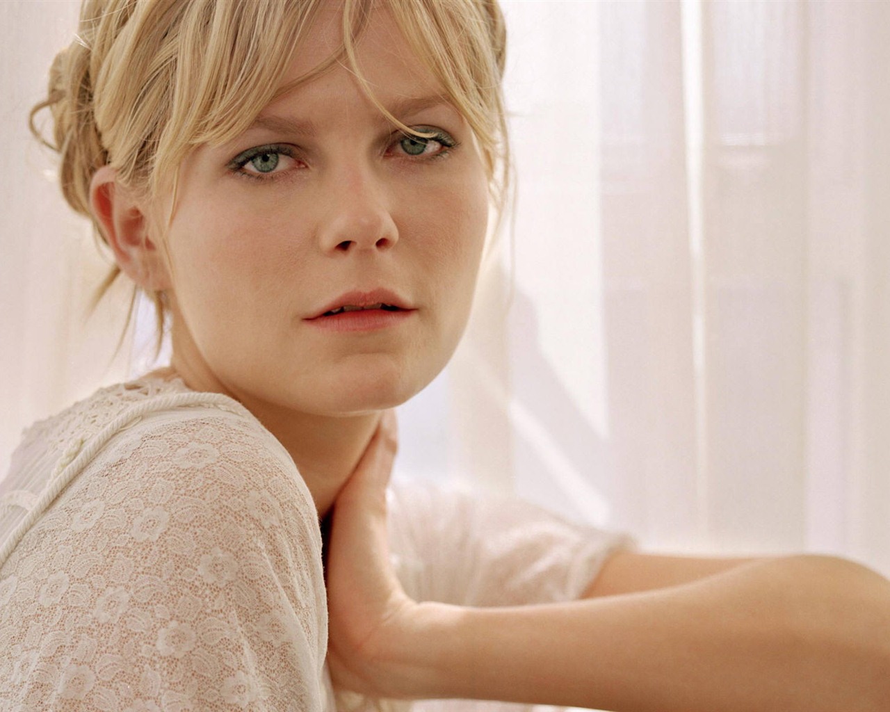 Kirsten Dunst krásné tapety na plochu #25 - 1280x1024