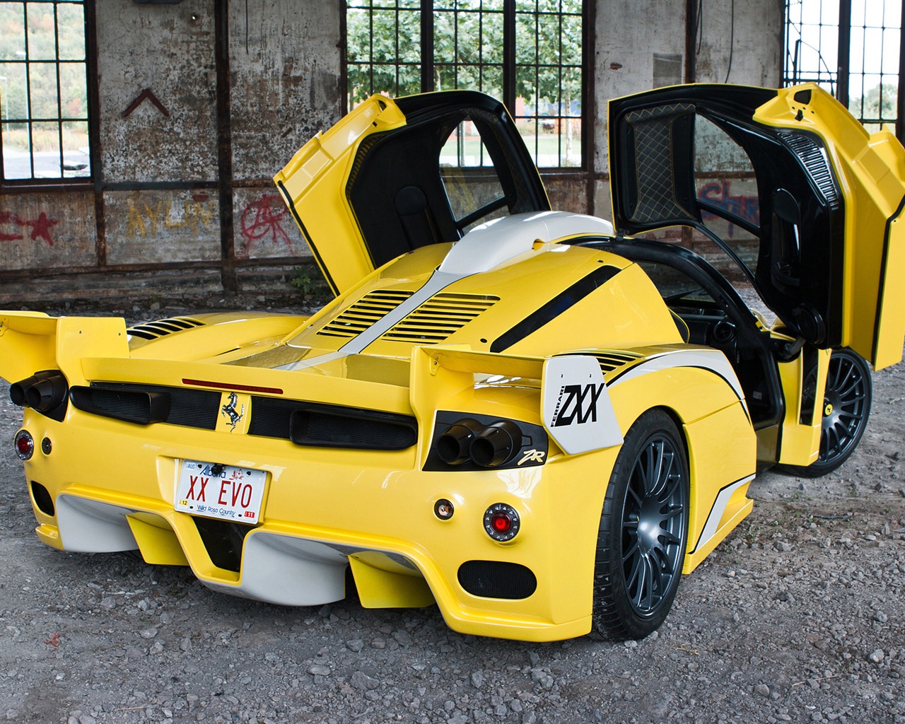 2012 Edo Competition Ferrari Enzo ZXX HD Tapety na plochu #6 - 1280x1024