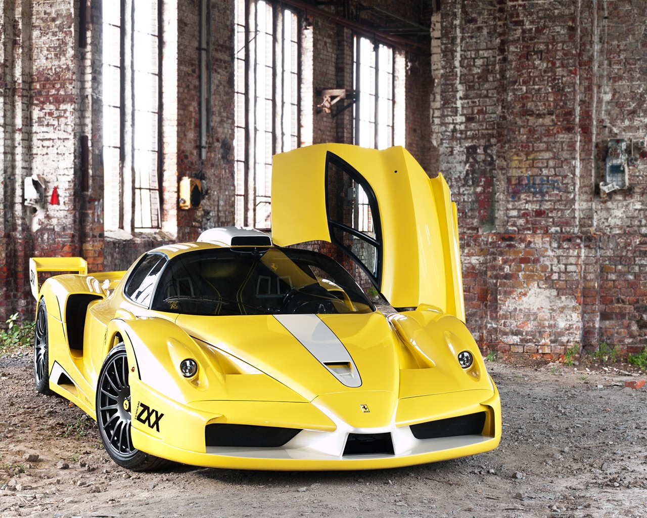2012 Edo Competition Ferrari Enzo ZXX HD Tapety na plochu #9 - 1280x1024