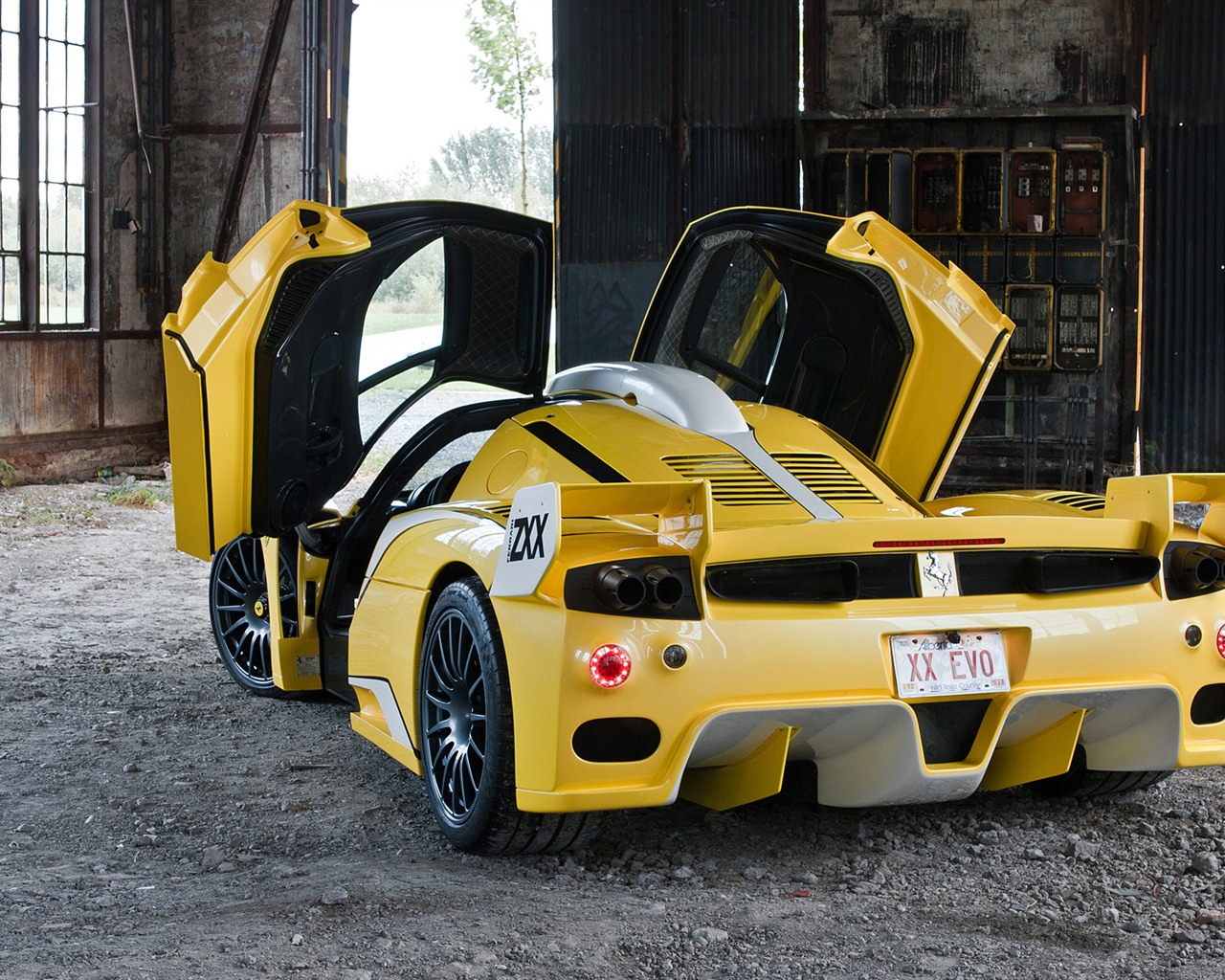 2012 Edo Competition Ferrari Enzo ZXX HD Tapety na plochu #12 - 1280x1024