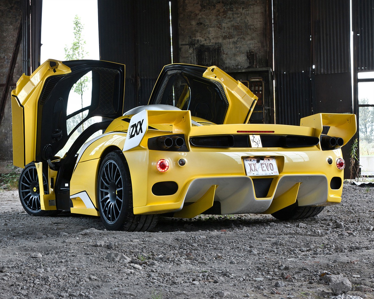 2012 Edo Competition Ferrari Enzo ZXX HD Tapety na plochu #13 - 1280x1024