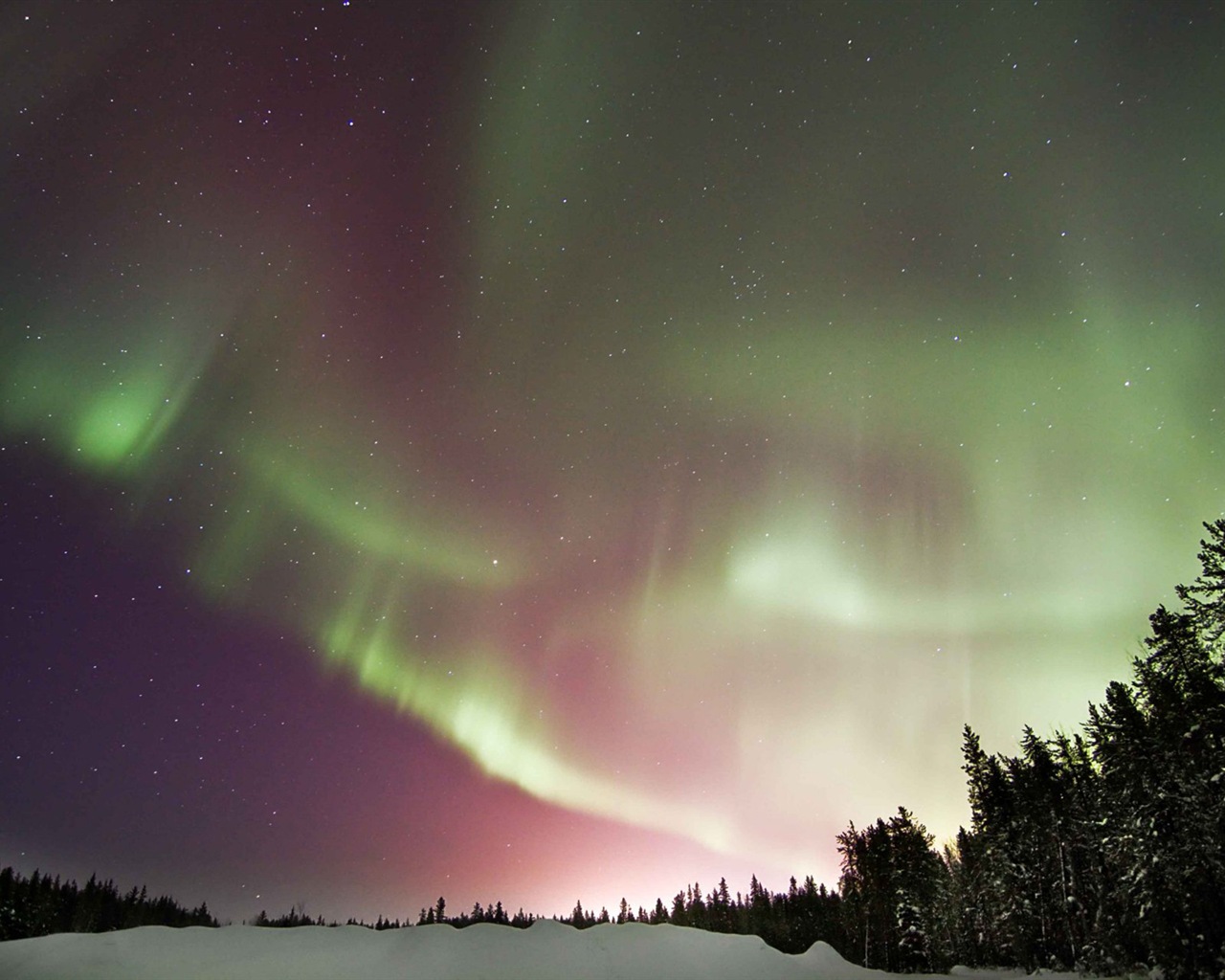 Natural wonders of the Northern Lights HD Wallpaper (1) #18 - 1280x1024