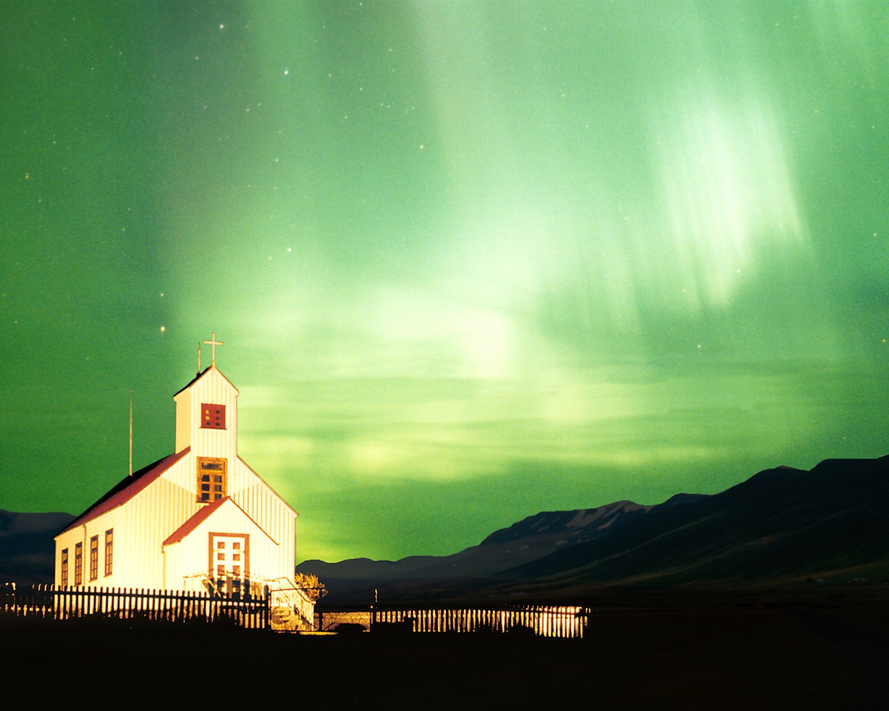 Přírodní divy Northern Lights HD Wallpaper (2) #5 - 1280x1024