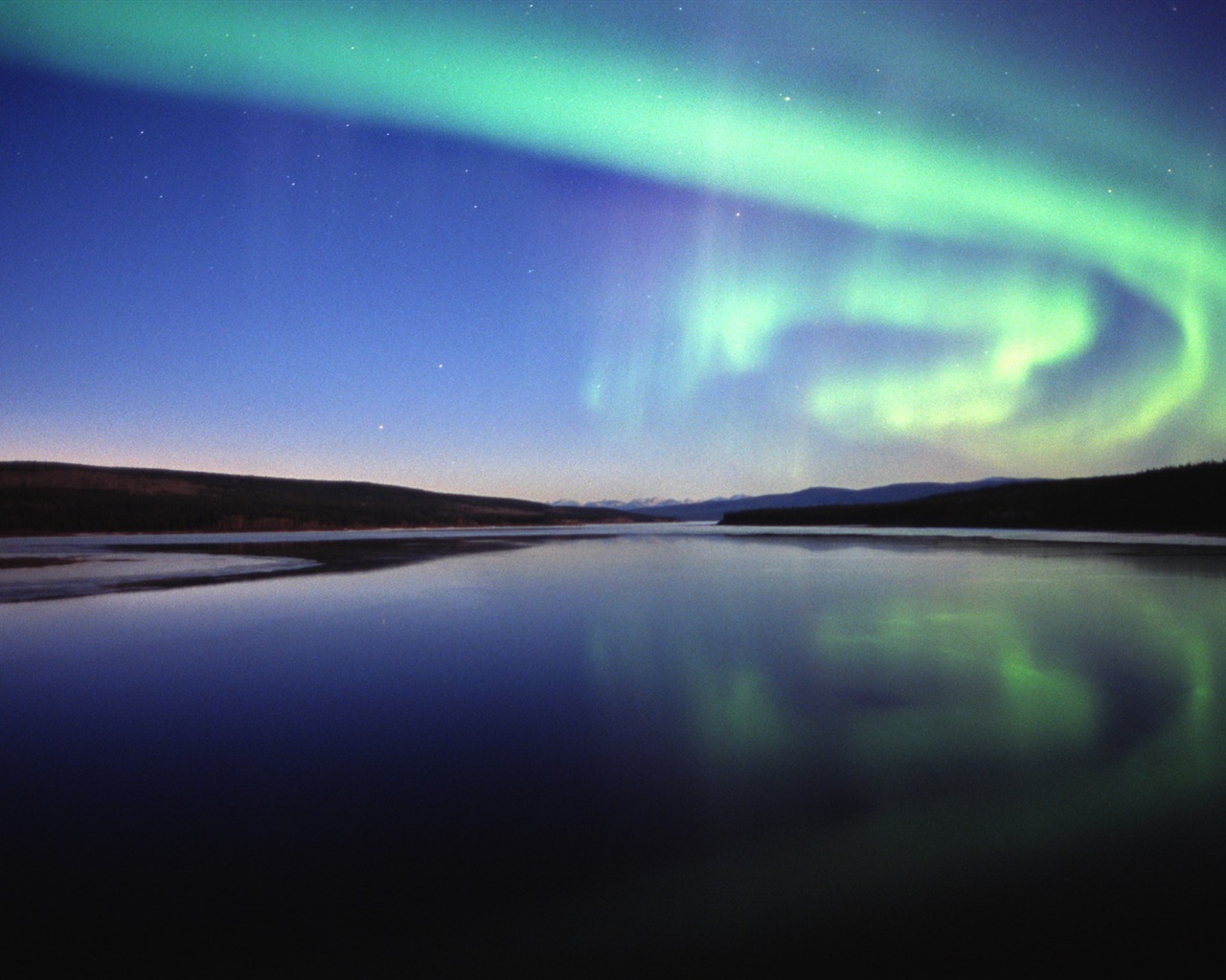 Přírodní divy Northern Lights HD Wallpaper (2) #15 - 1280x1024