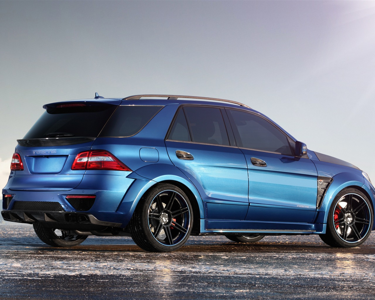 2012 Mercedes-Benz ML 63 AMG Inferno 梅賽德斯-奔馳高清壁紙 #4 - 1280x1024